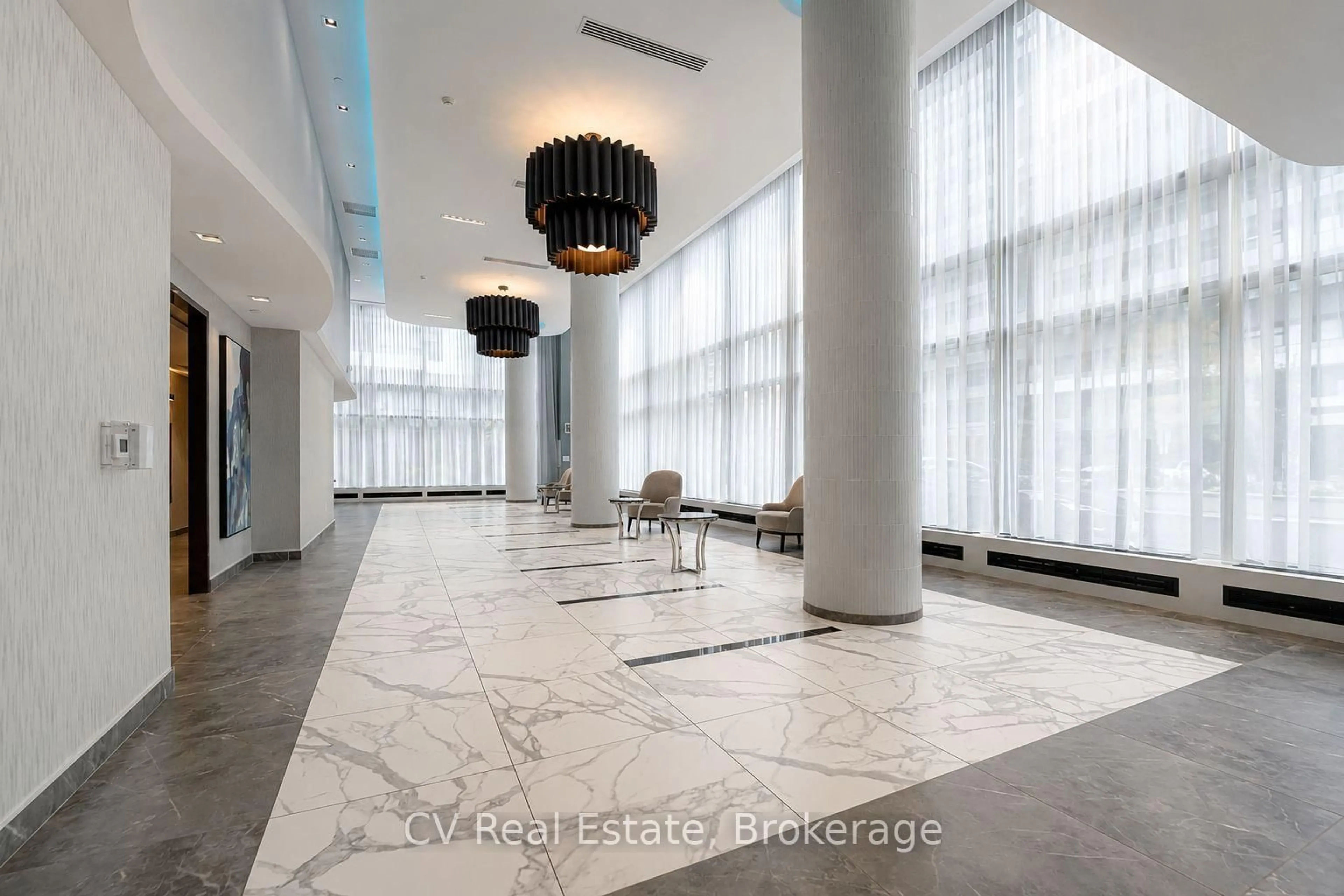 Lobby for 95 Oneida Cres #1109, Richmond Hill Ontario L4B 0H5