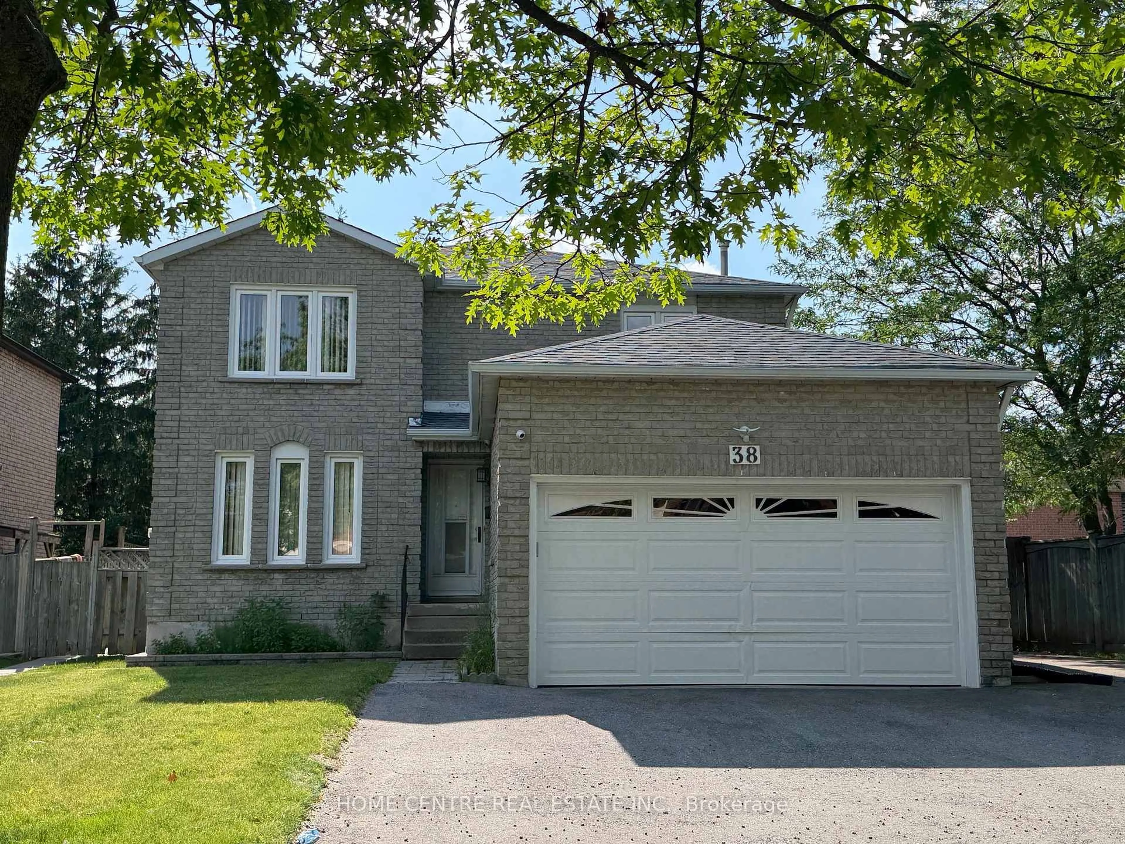 Home with brick exterior material, street for 38 Featherstone Ave, Markham Ontario L3S 2H1