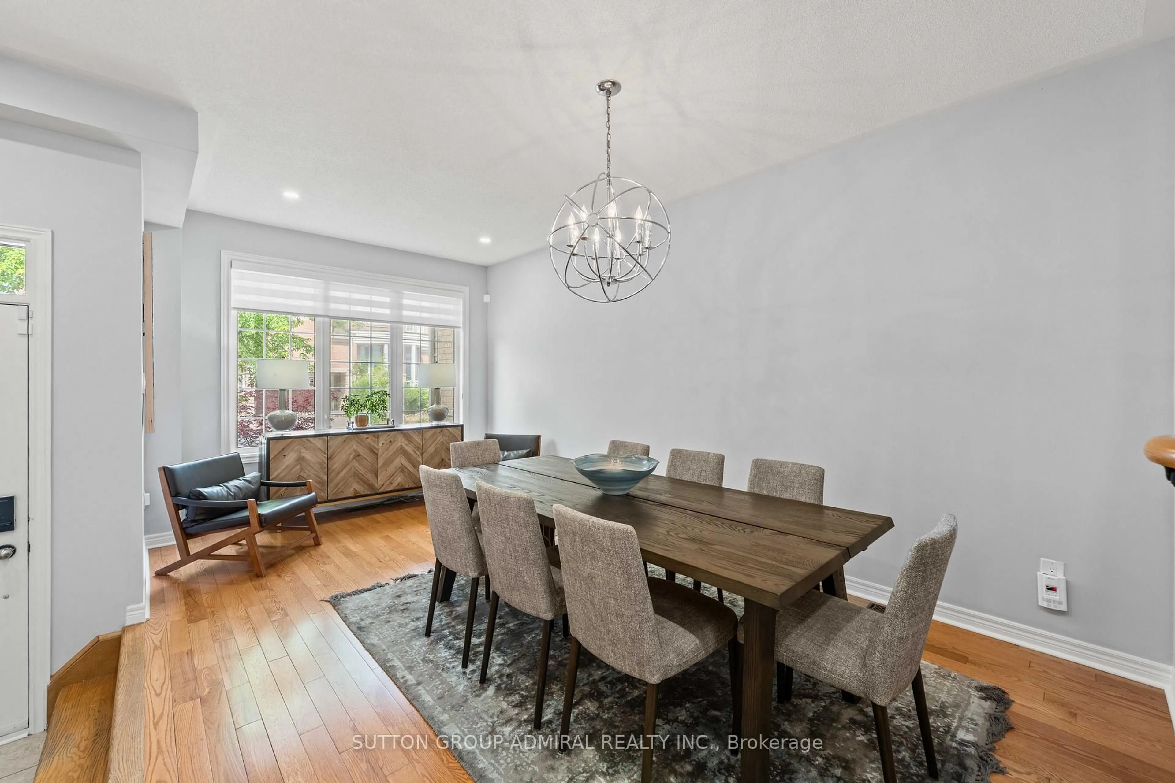 Dining room, unknown for 11 Clovis St, Vaughan Ontario L4J 8W6