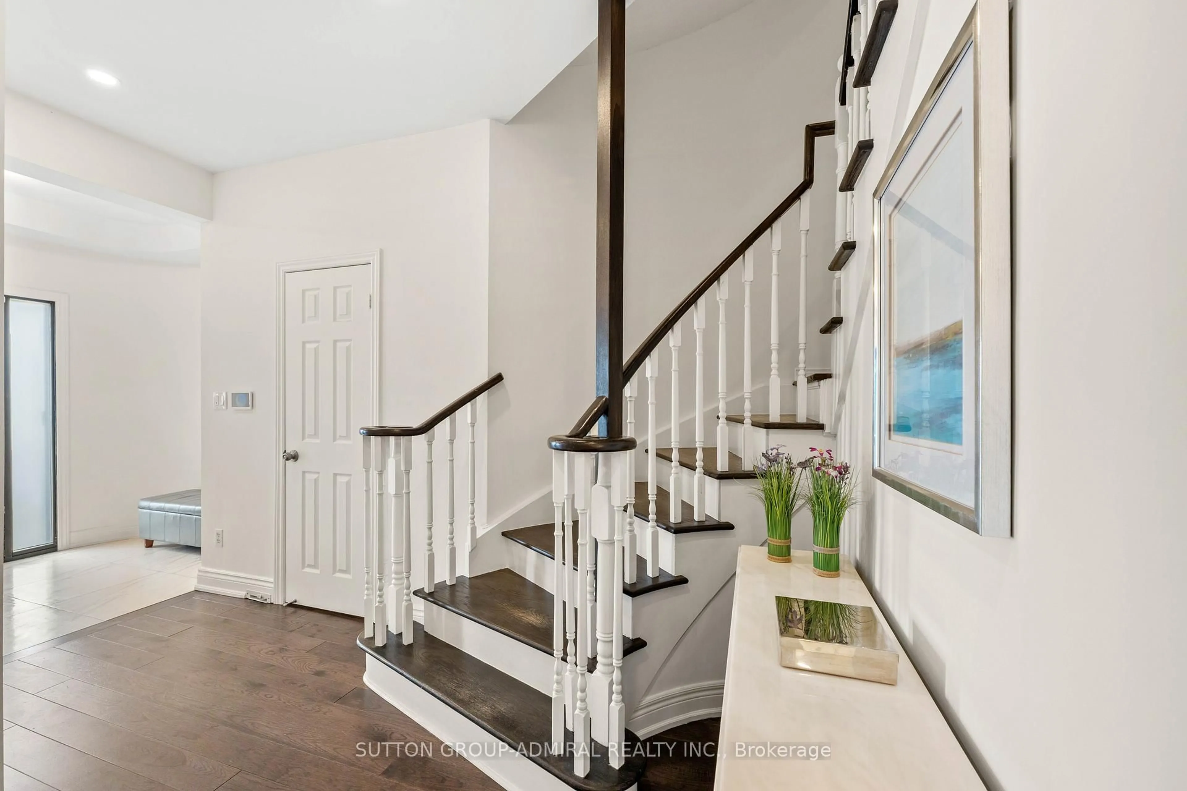 Indoor entryway for 57 Bentwood Cres, Vaughan Ontario L4J 8R3