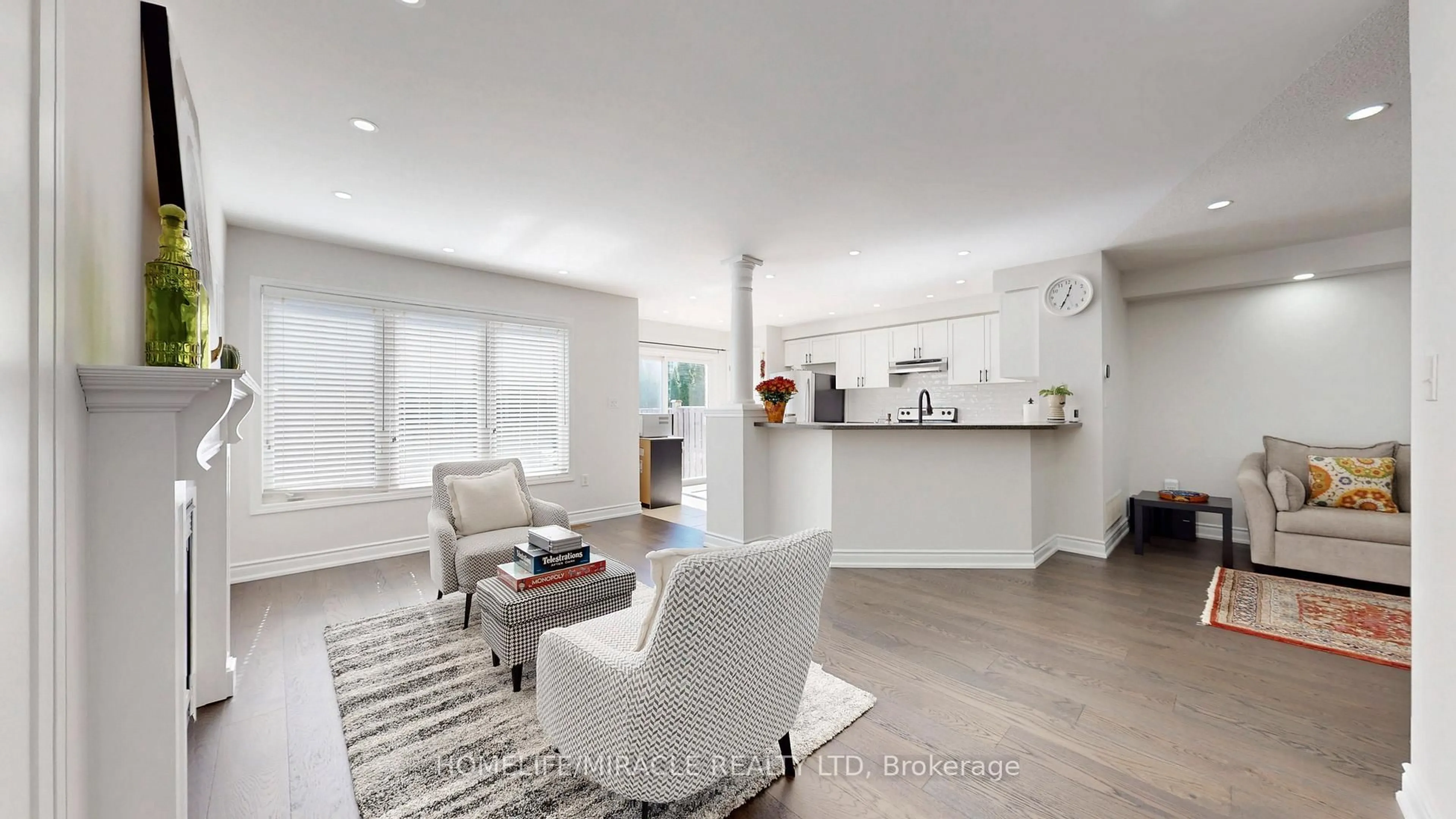 Open concept kitchen, ceramic/tile floor for 54 Dougherty Cres, Whitchurch-Stouffville Ontario L4A 0A1
