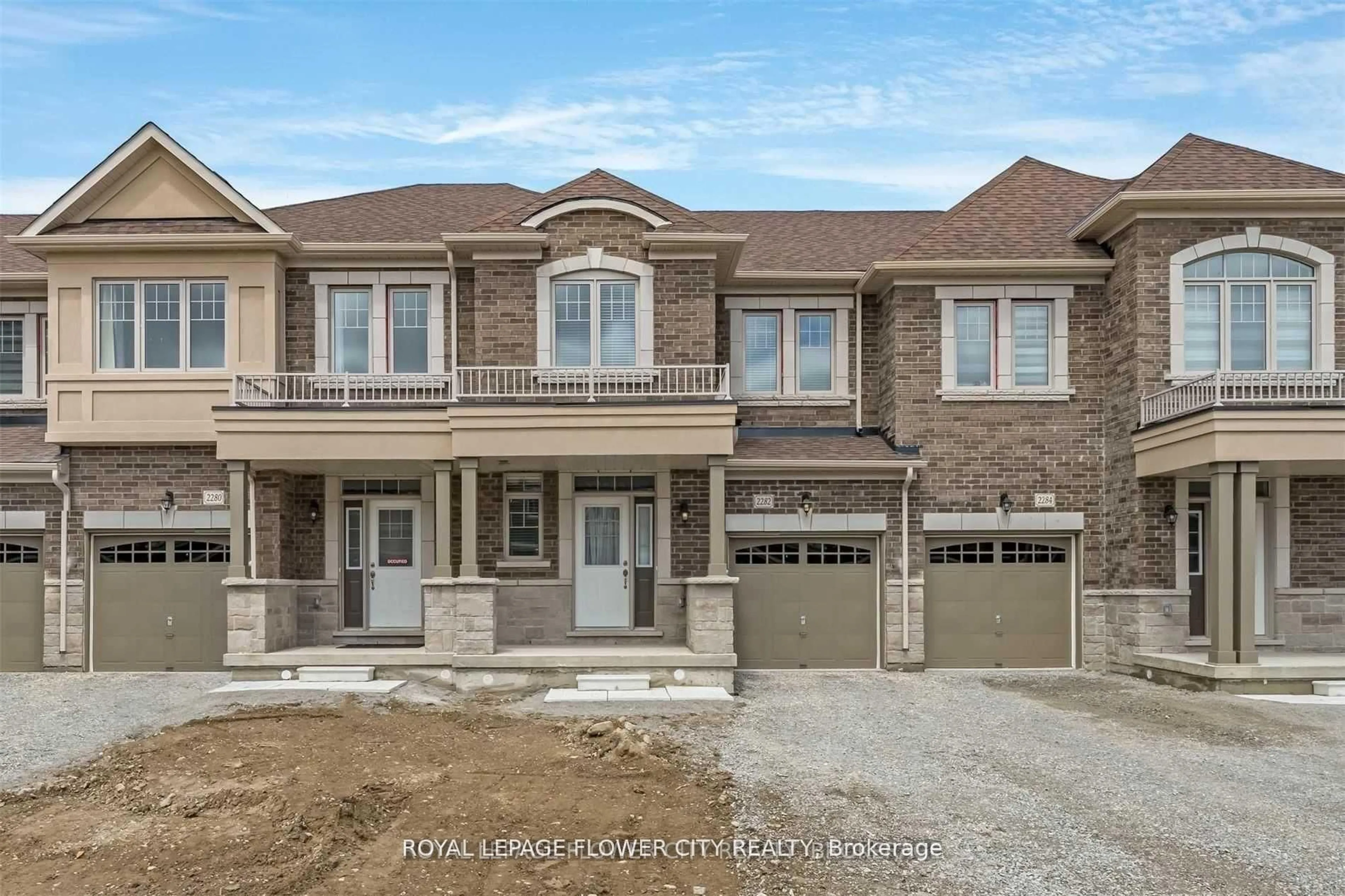Home with brick exterior material, street for 2282 Grainger Loop Cres, Innisfil Ontario L9S 0M9