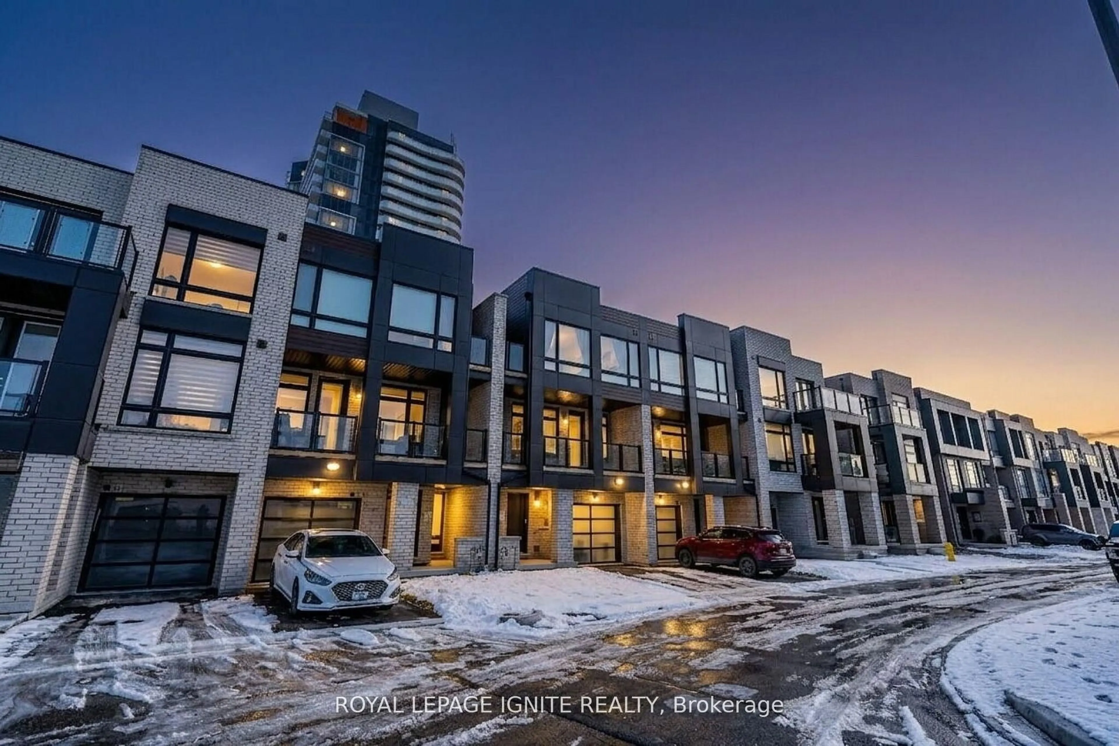 A pic from outside/outdoor area/front of a property/back of a property/a pic from drone, street for 55 Chiffon St, Vaughan Ontario L4L 0M6