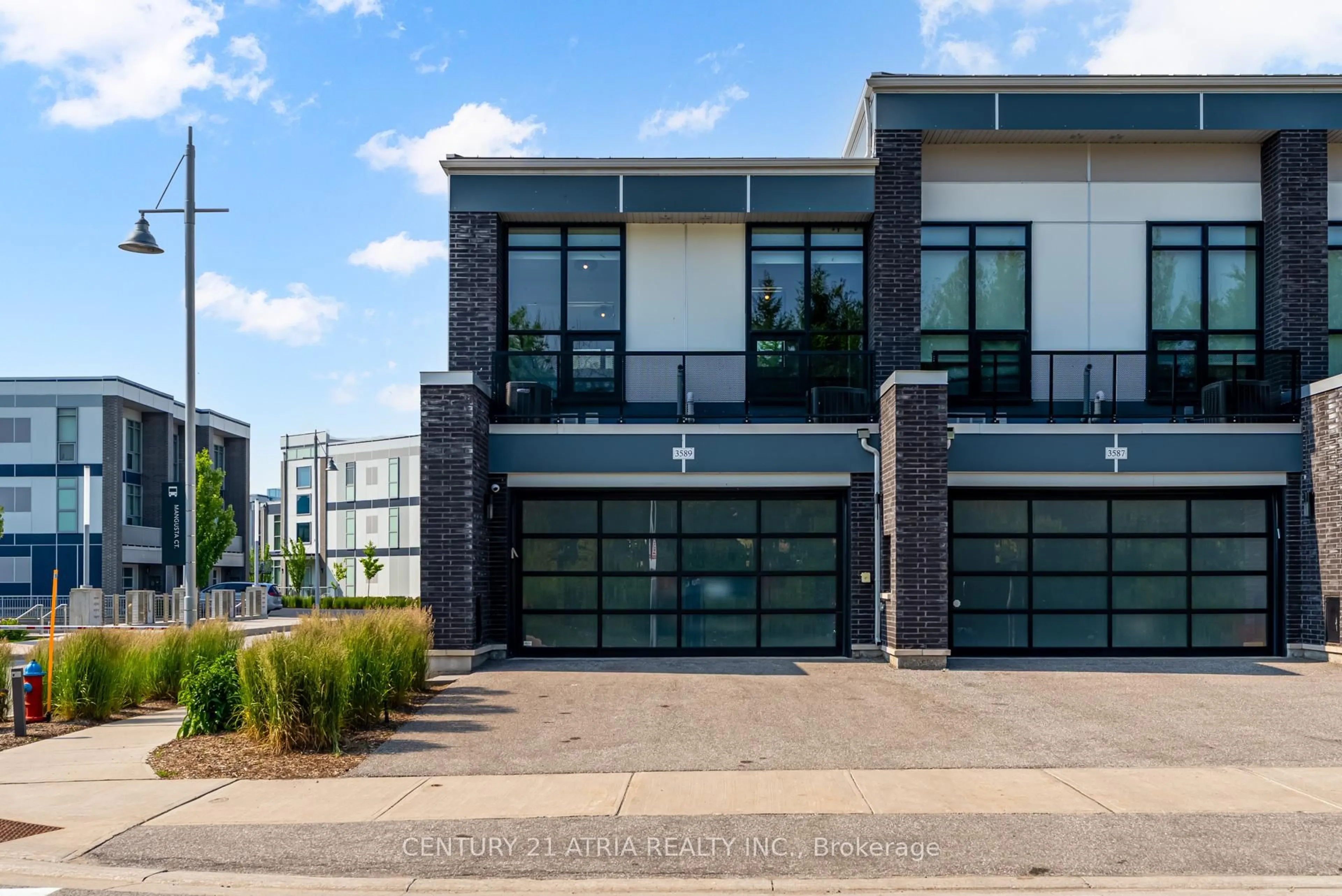 Home with brick exterior material, street for 3589 Riva Ave, Innisfil Ontario L9S 0L5