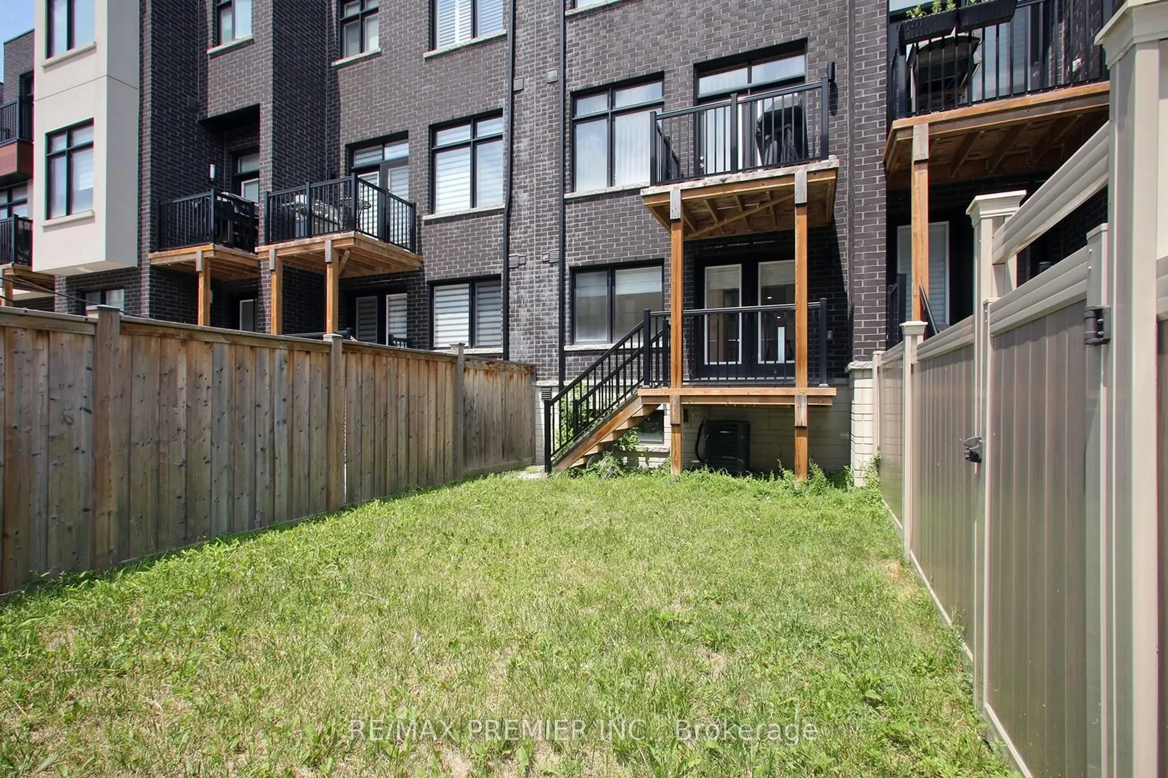 Patio, unknown for 187 Lebovic Campus Dr, Vaughan Ontario L6A 5A1