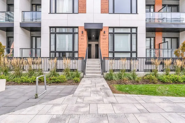 2 Steckley House Lane #907, Richmond Hill 2
