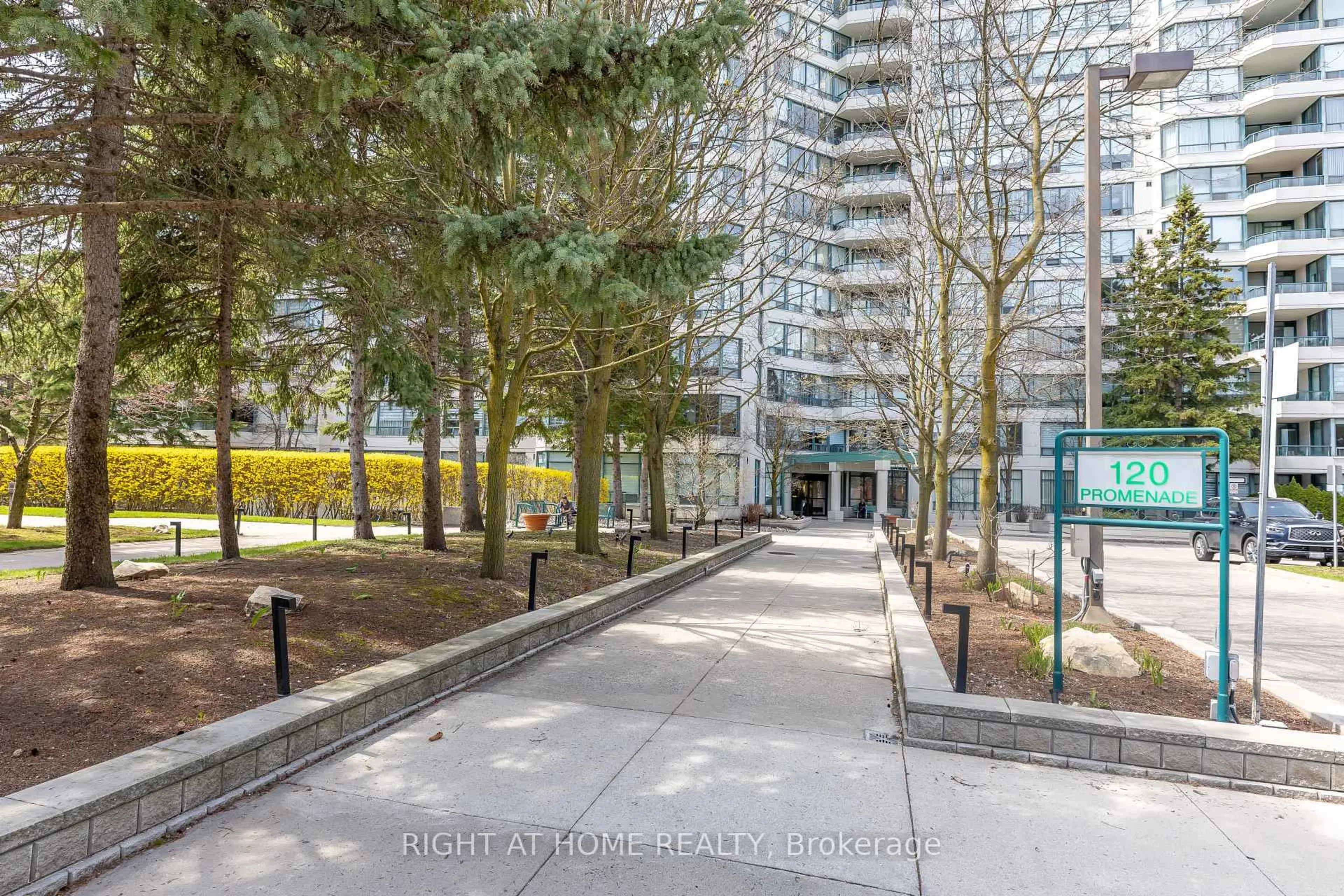 Unknown for 120 Promenade Circ #1001, Vaughan Ontario L4J 7W9