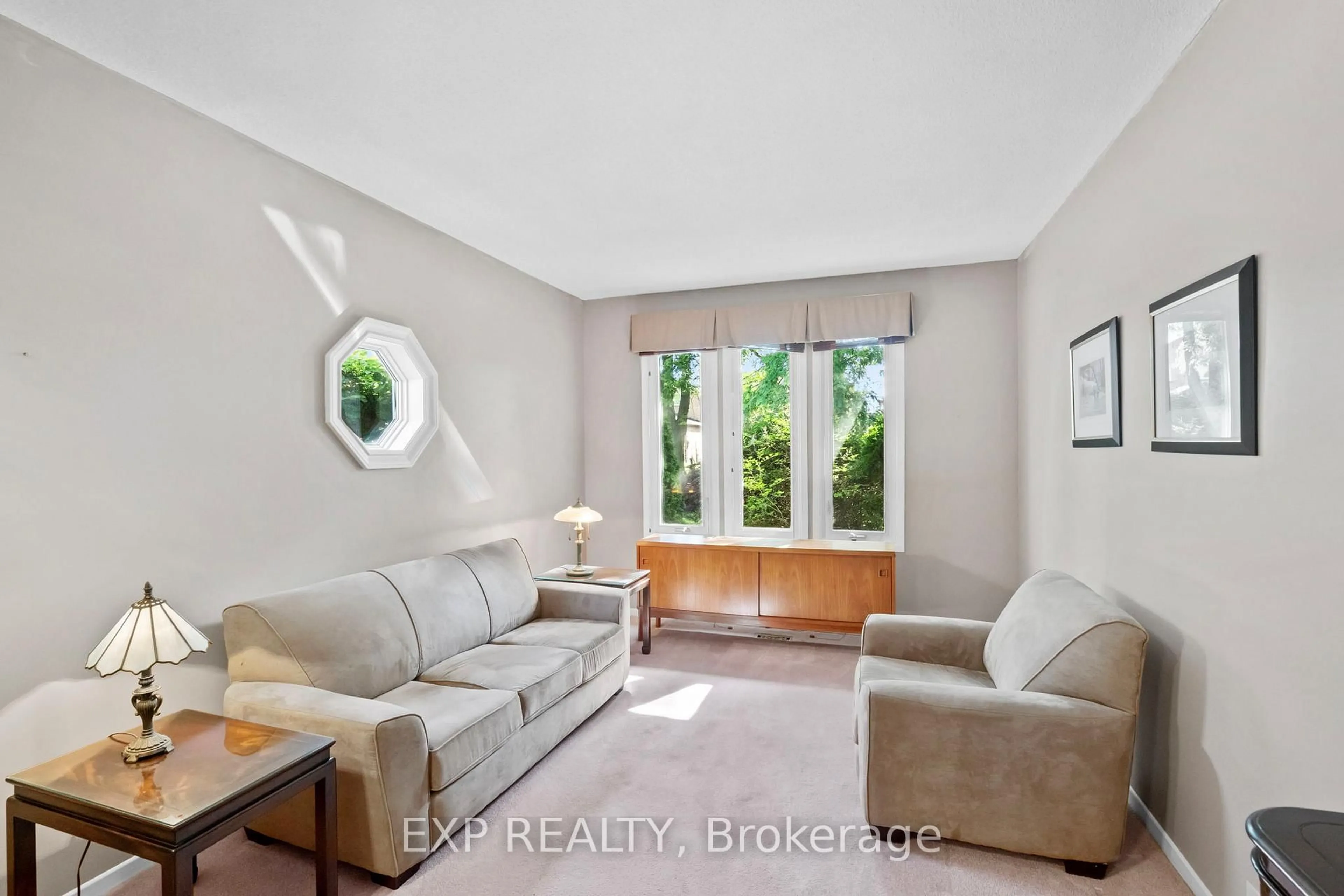 Living room with furniture, unknown for 97 Mercer Cres, Markham Ontario L3P 4K2