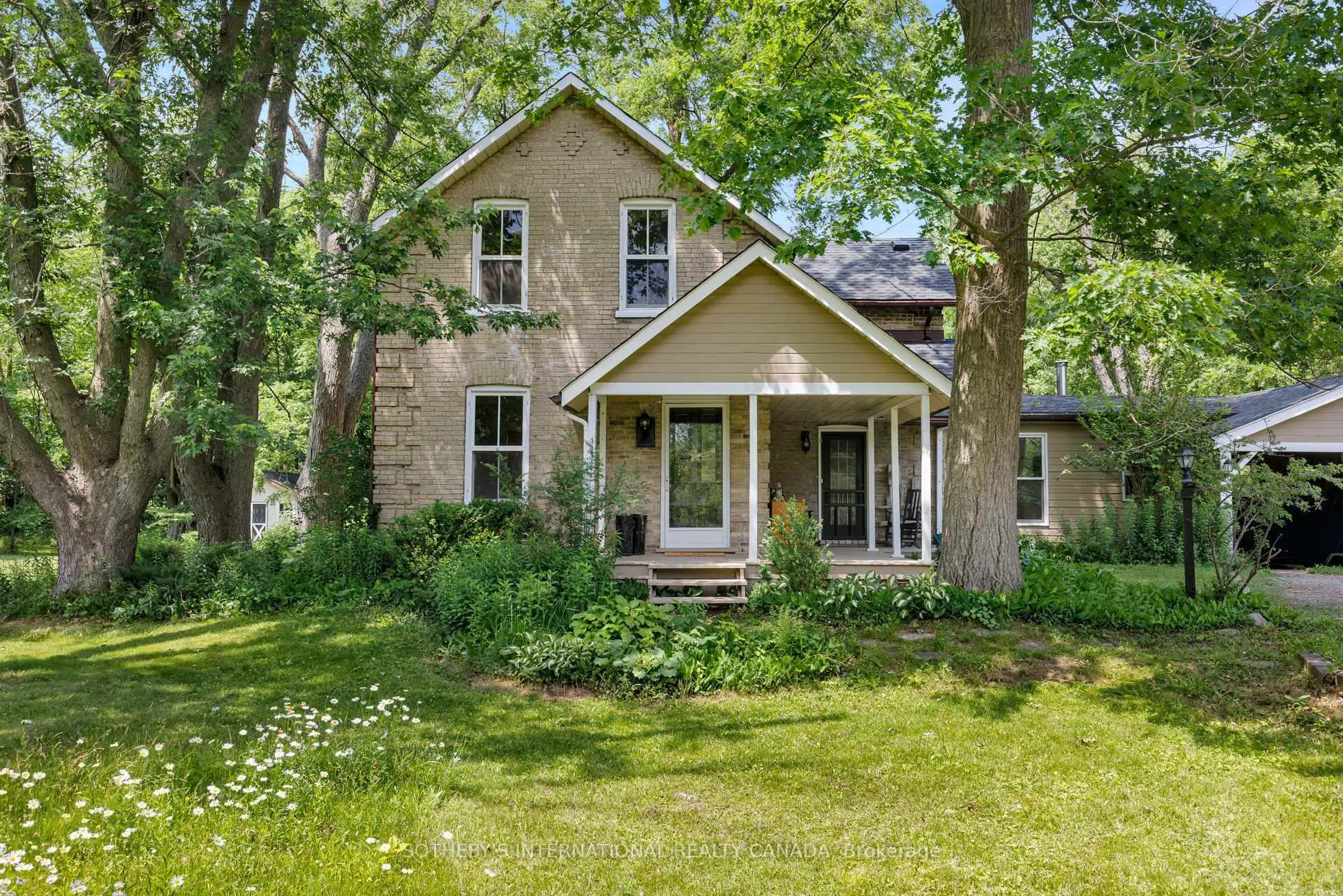 Home with brick exterior material, street for 3250 Vivian Rd, Whitchurch-Stouffville Ontario L3Y 4W1