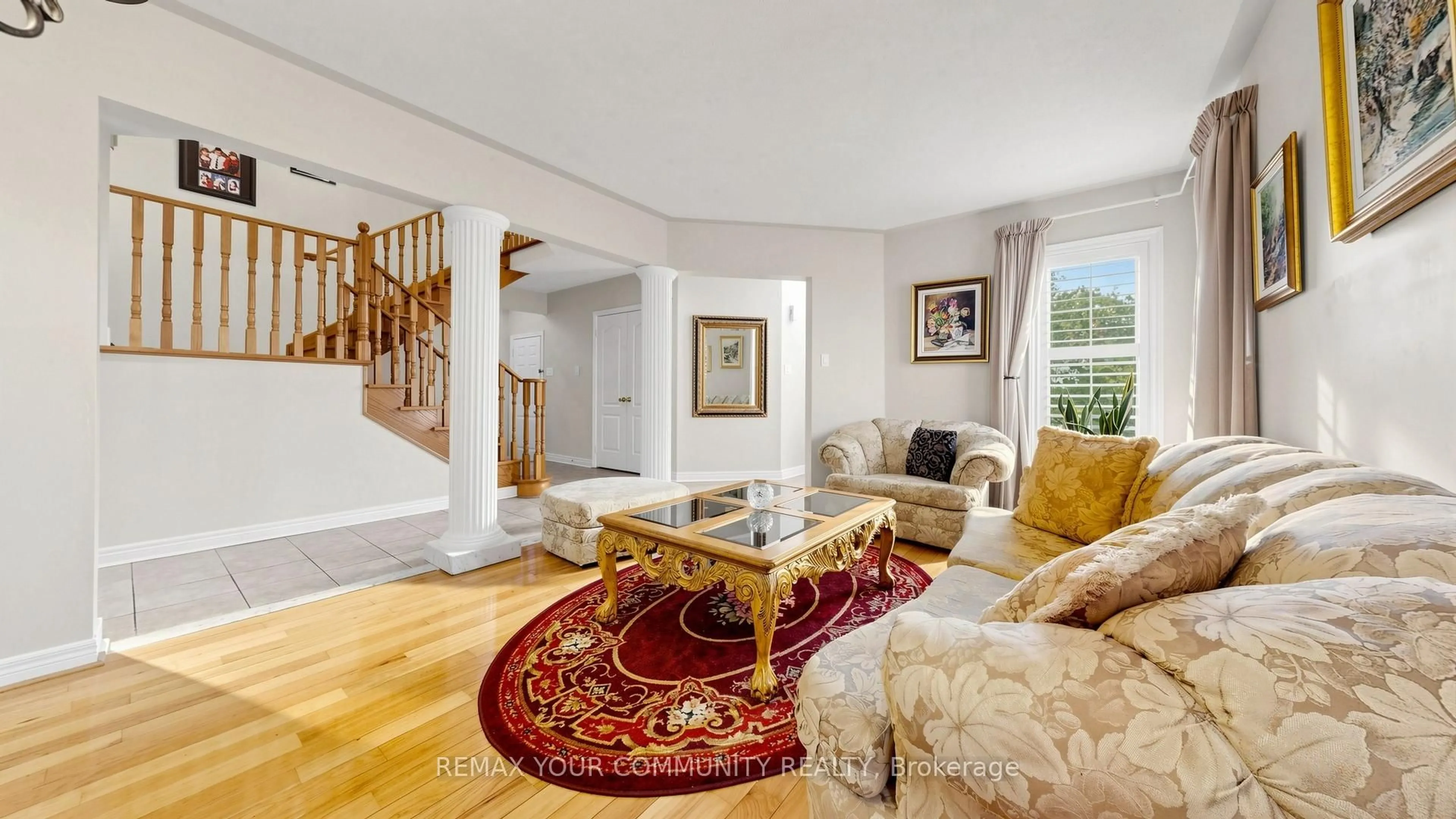 Living room with furniture, unknown for 78 Zippora Dr, Richmond Hill Ontario L4S 2M7