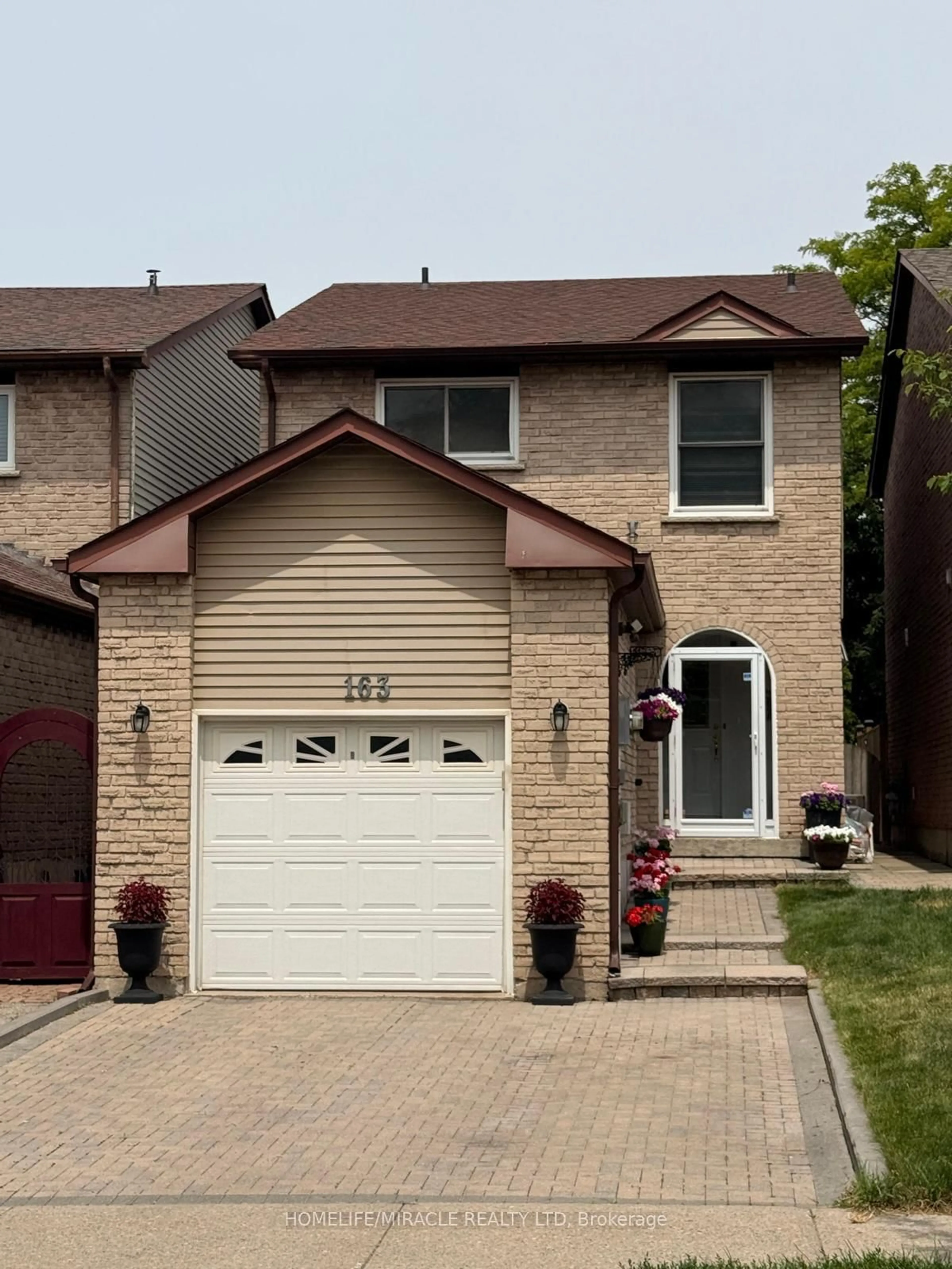 Home with brick exterior material, street for 163 Mabley Cres, Vaughan Ontario L4J 2Z7