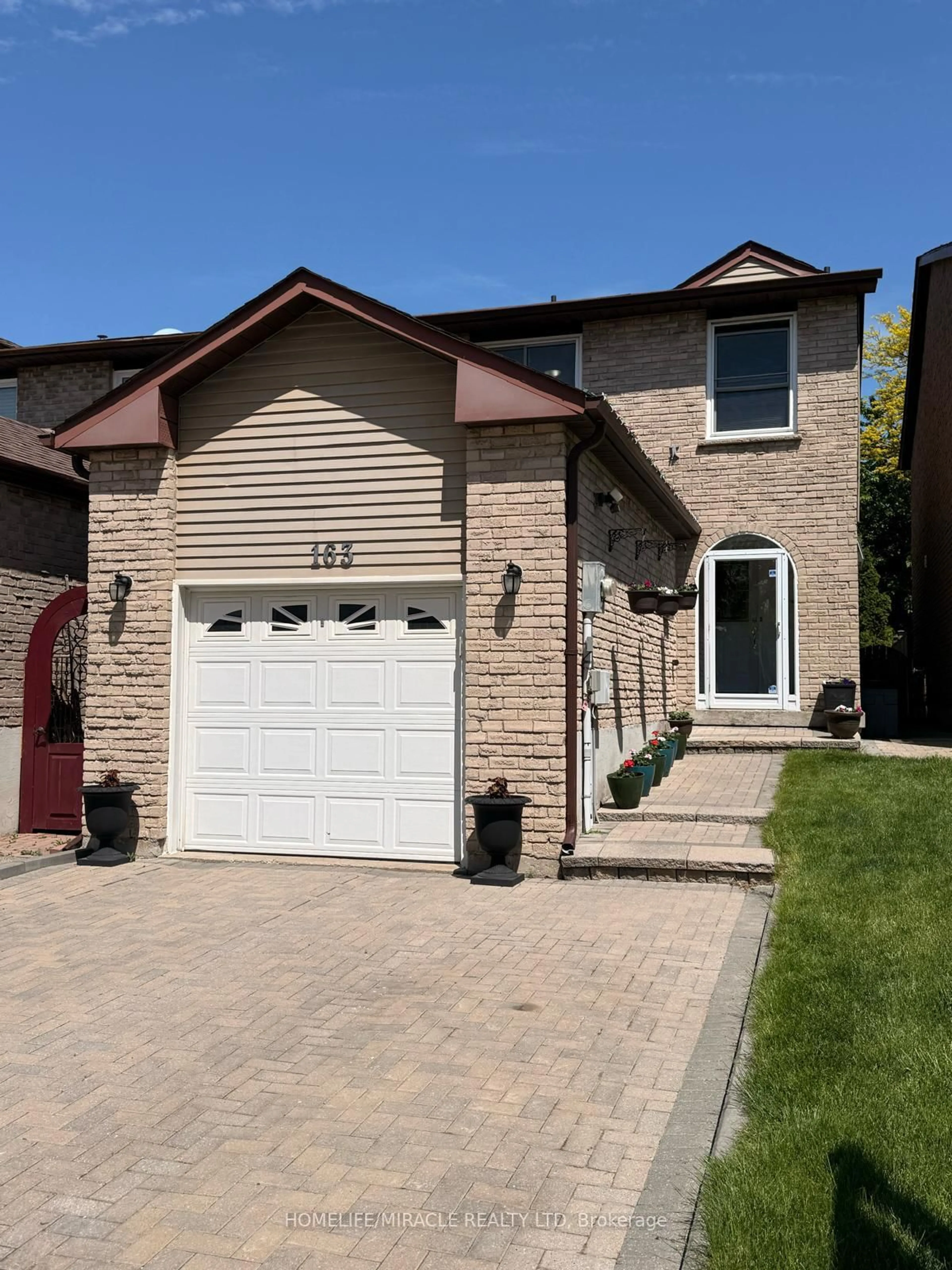 Home with brick exterior material, street for 163 Mabley Cres, Vaughan Ontario L4J 2Z7