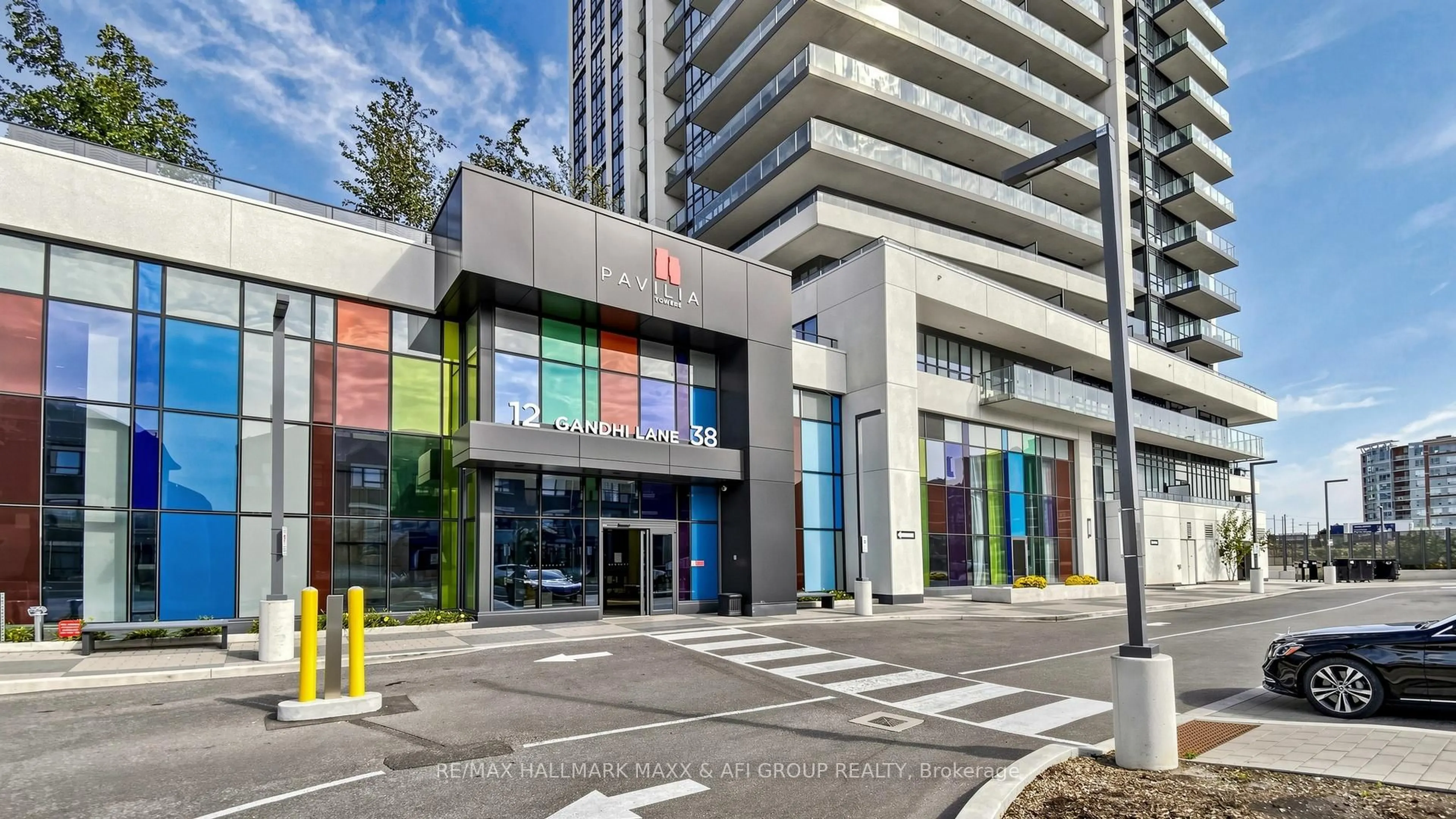 Indoor foyer for 38 Gandhi Lane #2615, Markham Ontario L3T 0G9