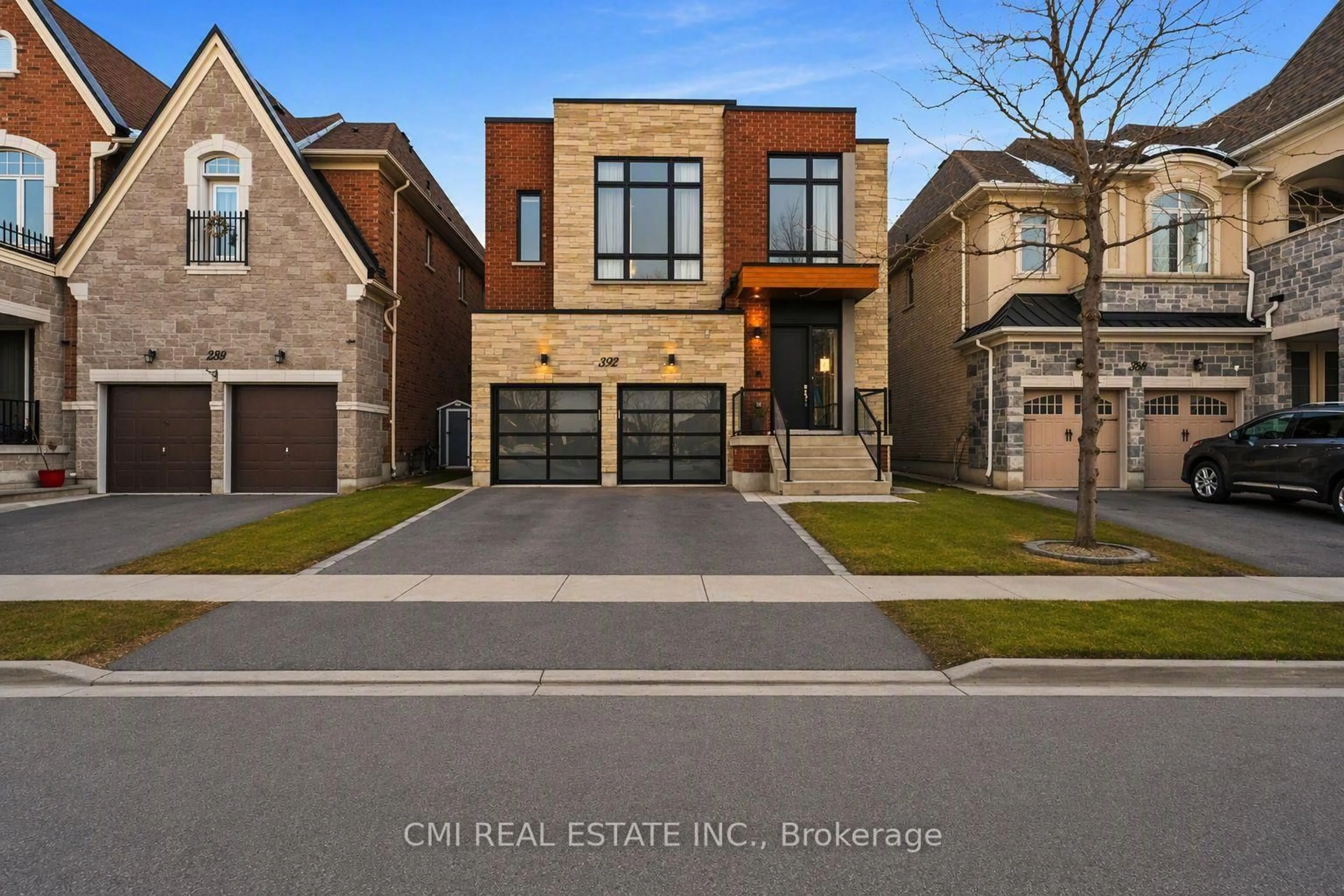 Home with brick exterior material, street for 392 Farrell Rd, Vaughan Ontario L6A 4W8