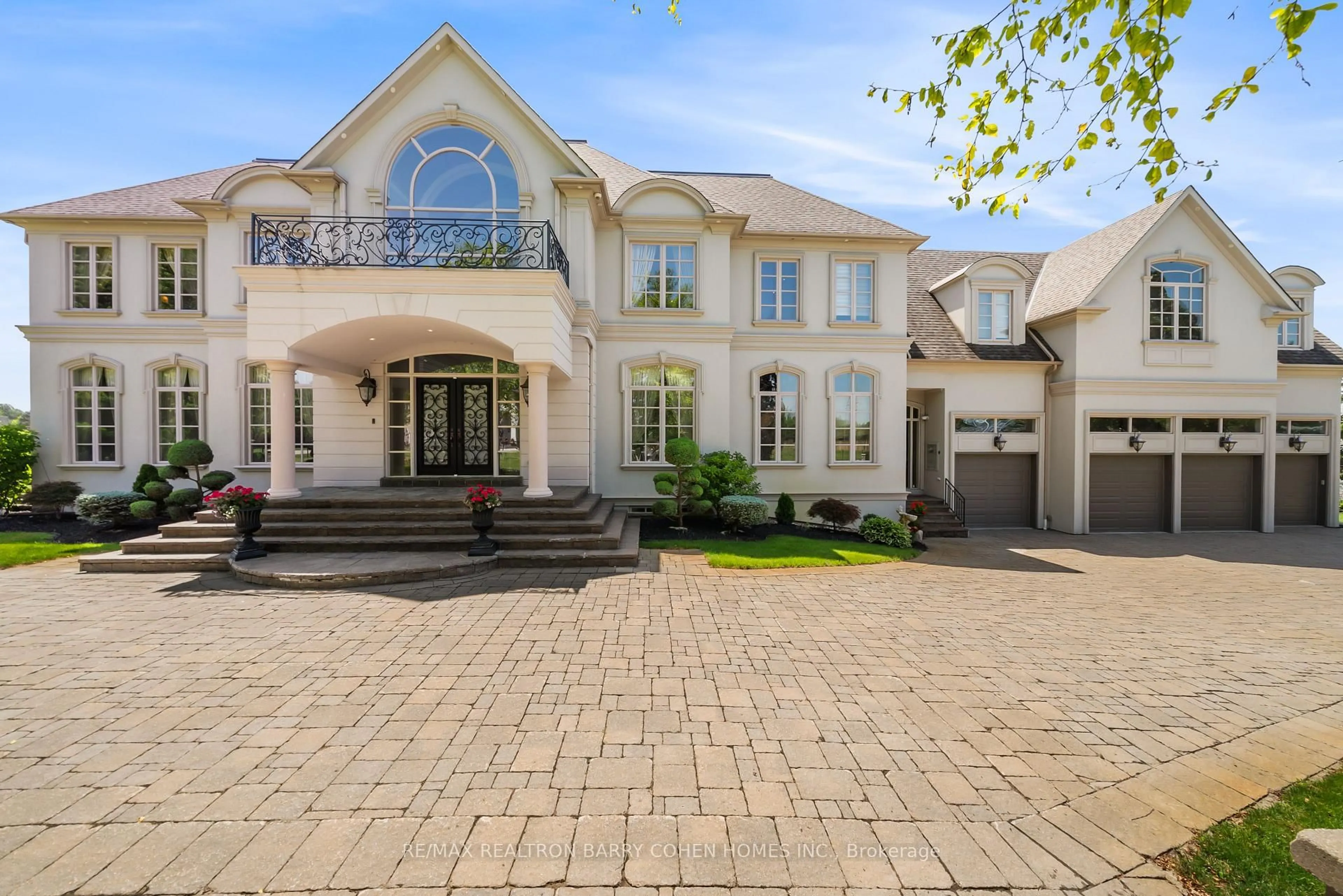 Home with brick exterior material, street for 15 Sylvia Crt, Markham Ontario L6C 1B1