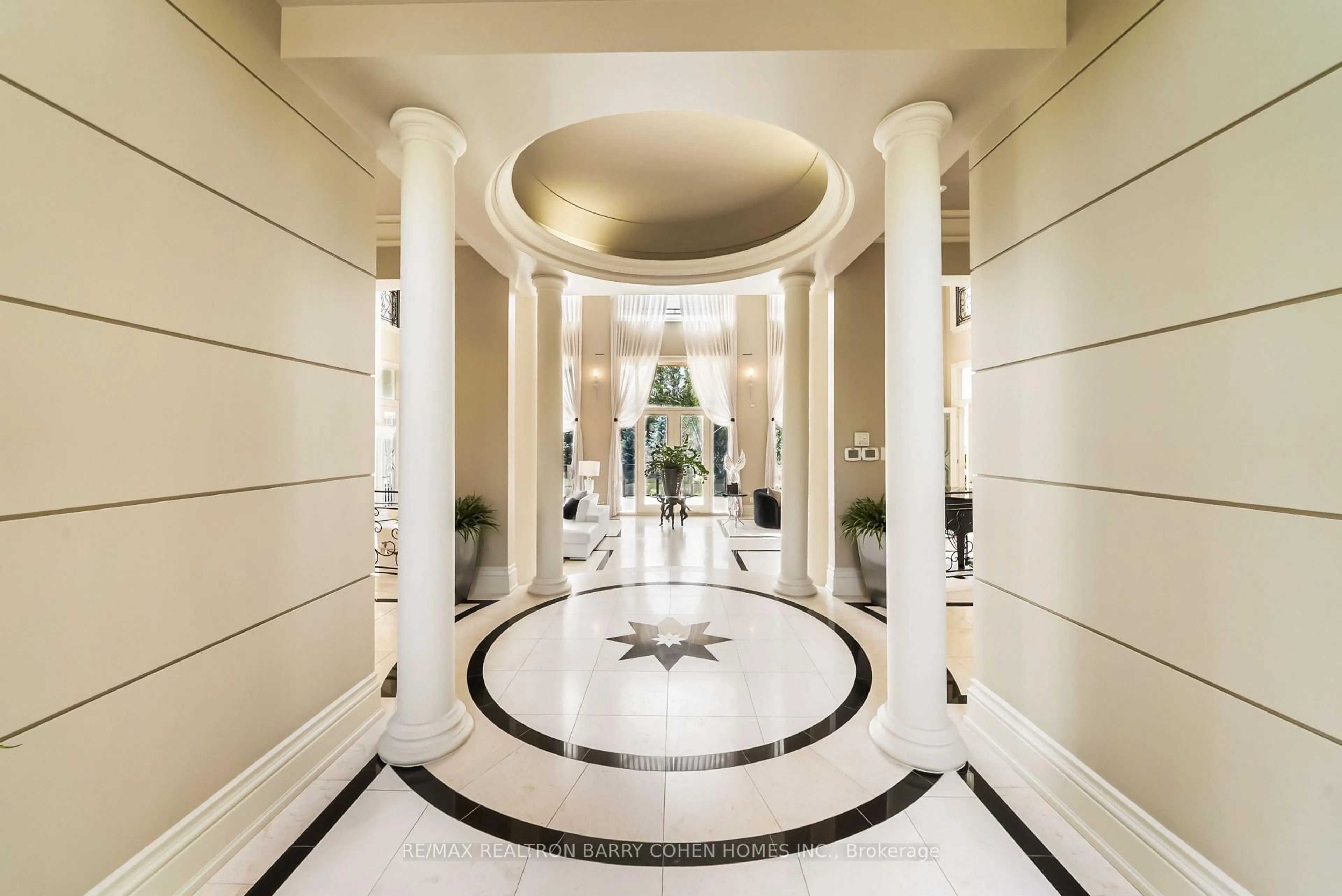Lobby for 15 Sylvia Crt, Markham Ontario L6C 1B1