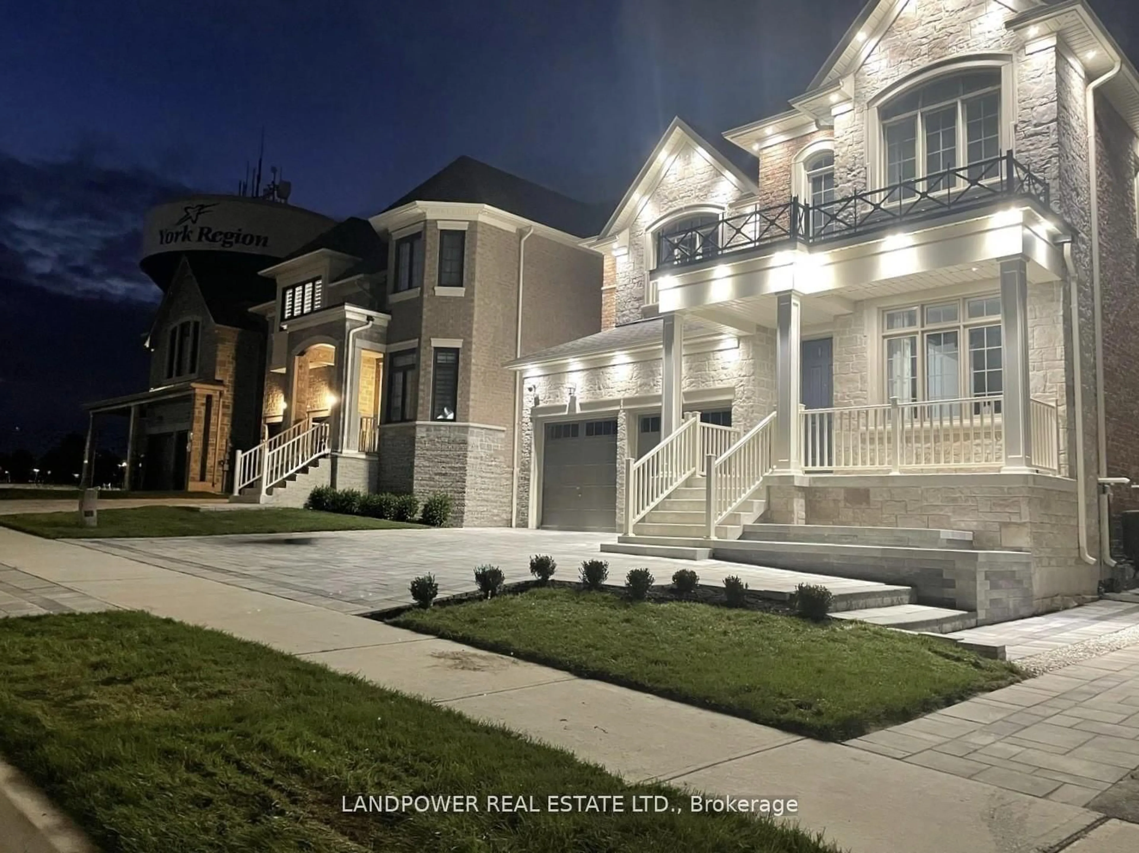Unknown for 20 Tesla Cres, East Gwillimbury Ontario L9N 0T3