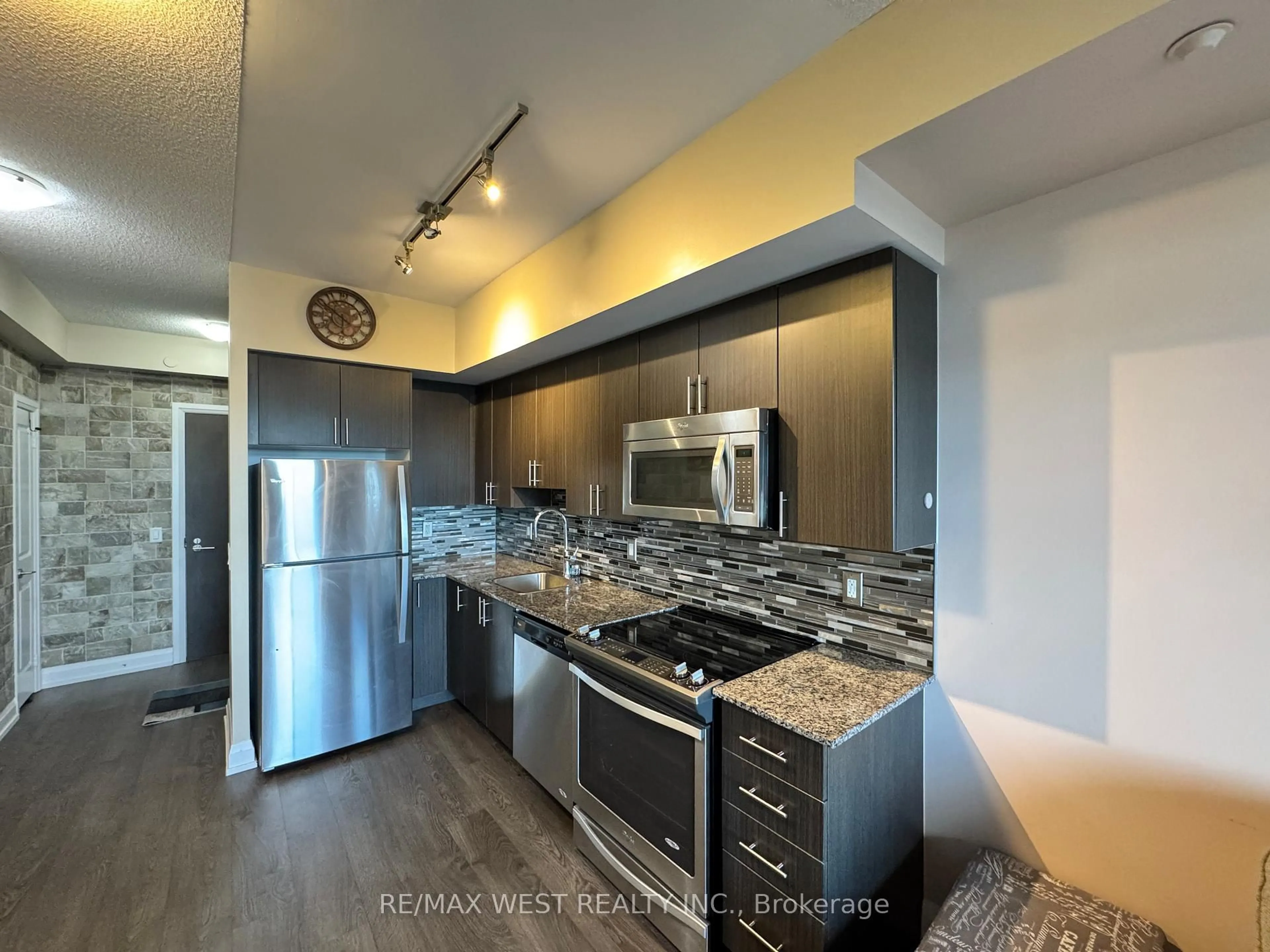 Open concept kitchen, unknown for 7900 Bathurst St #714, Vaughan Ontario L4J 0J9