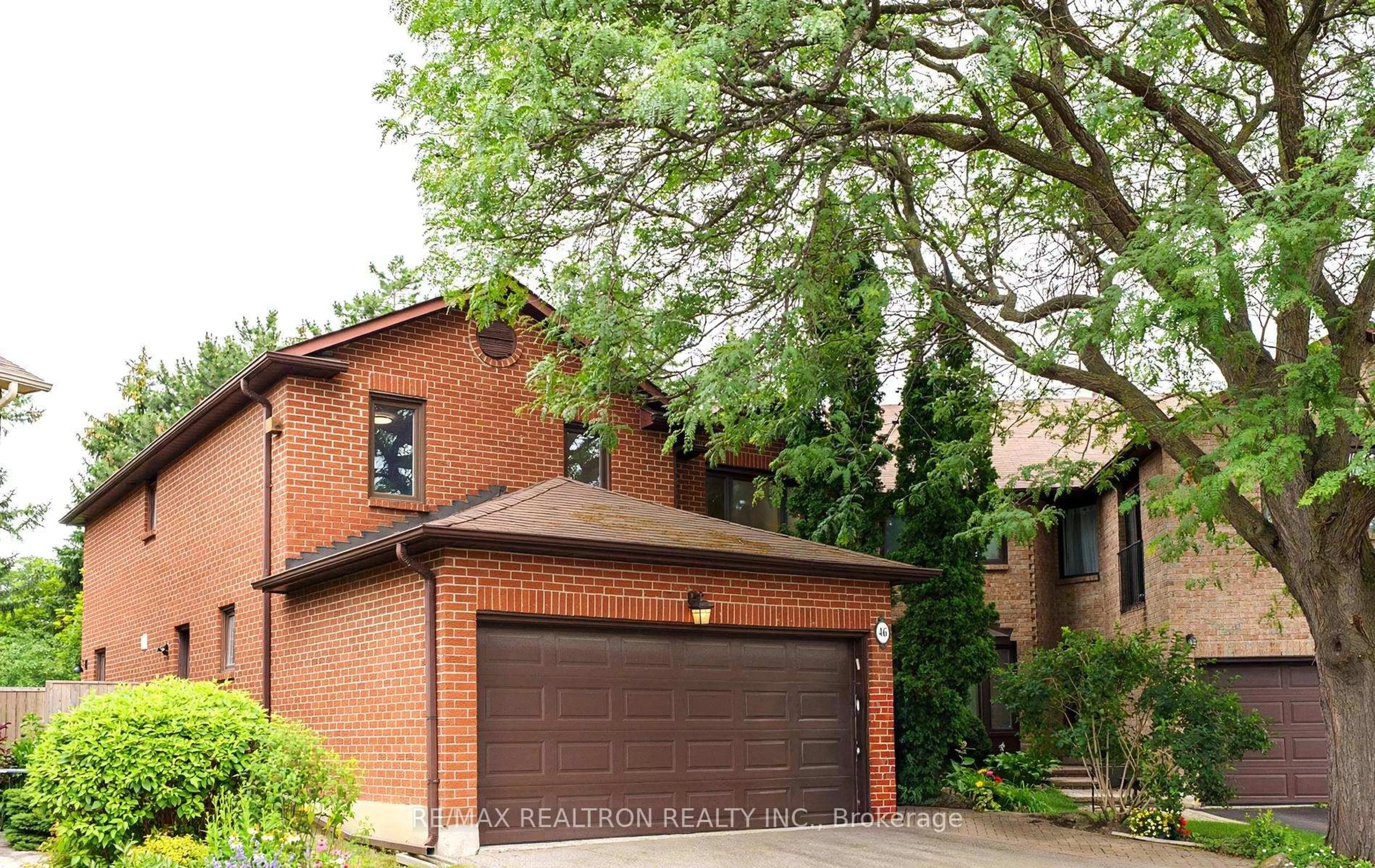 Home with brick exterior material, street for 46 Michael Crt, Vaughan Ontario L4J 3A9