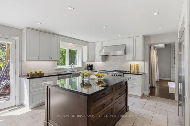 19 Fairway Heights Cres, Markham 4