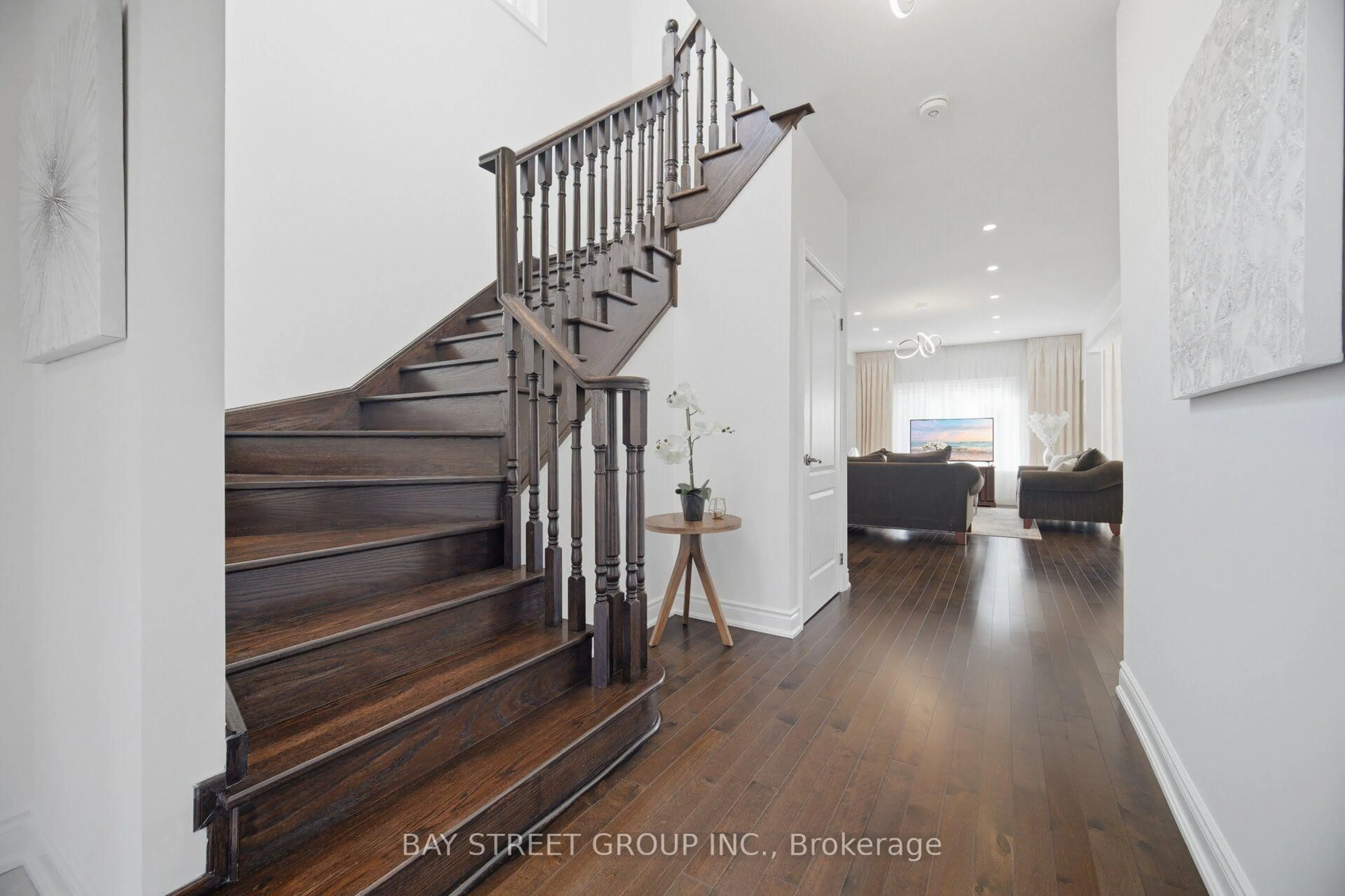Unknown for 66 Milby Cres, Bradford West Gwillimbury Ontario L3Z 0X9