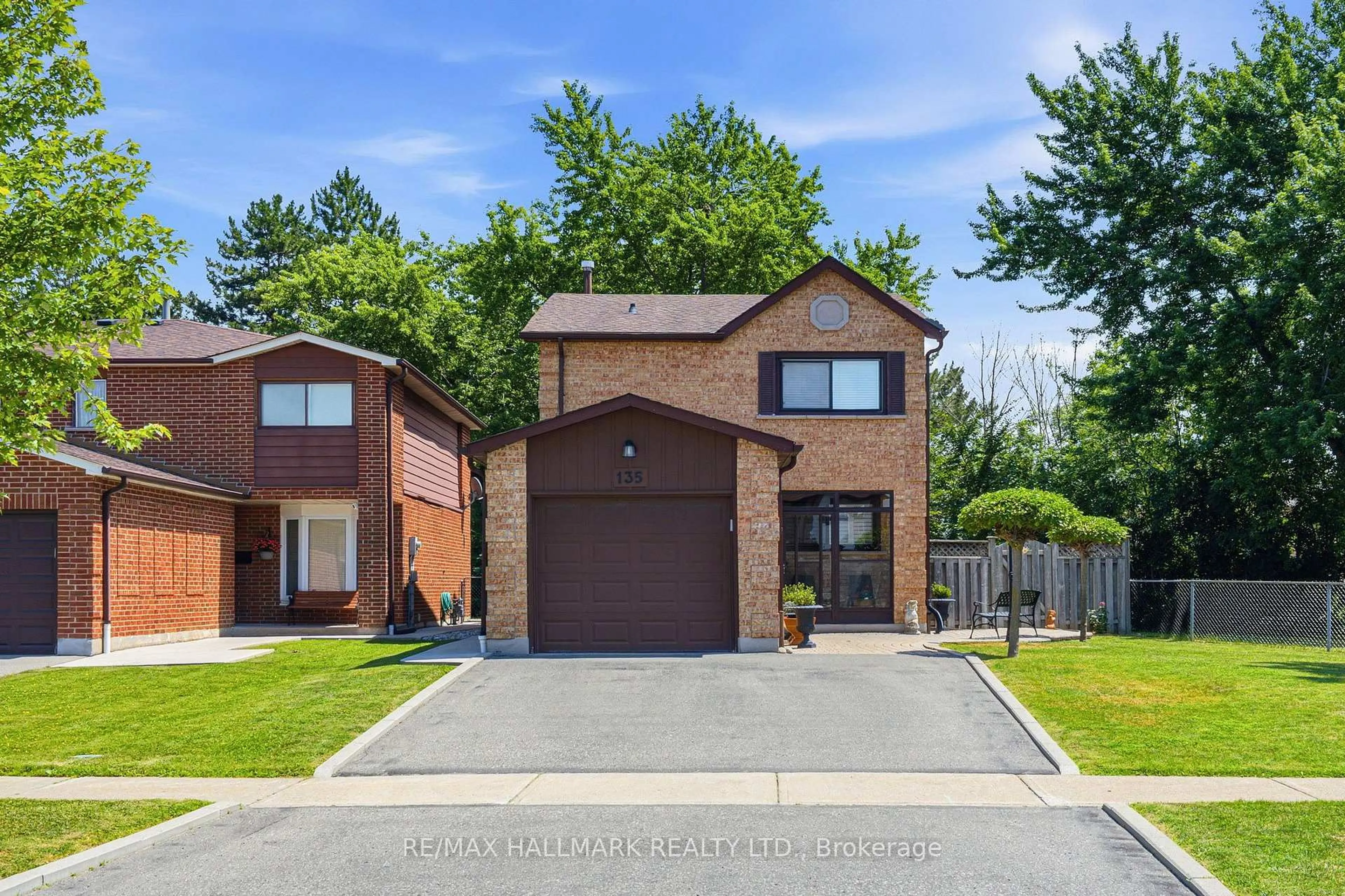 Home with brick exterior material, street for 135 Andrea Lane, Vaughan Ontario L4L 1E6