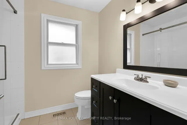 273 Wees Rd, Uxbridge 3