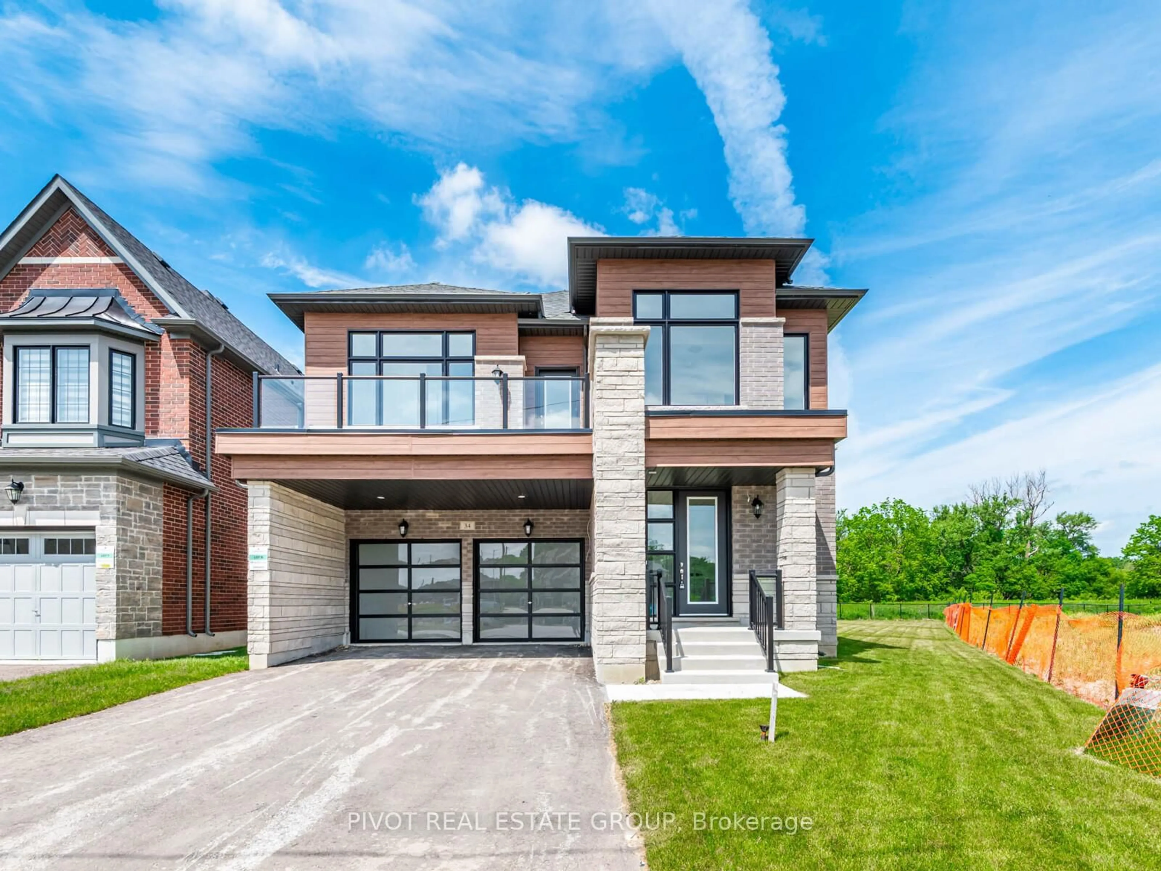Home with brick exterior material, street for 34 Montorio Dr, Richmond Hill Ontario L4E 1N4