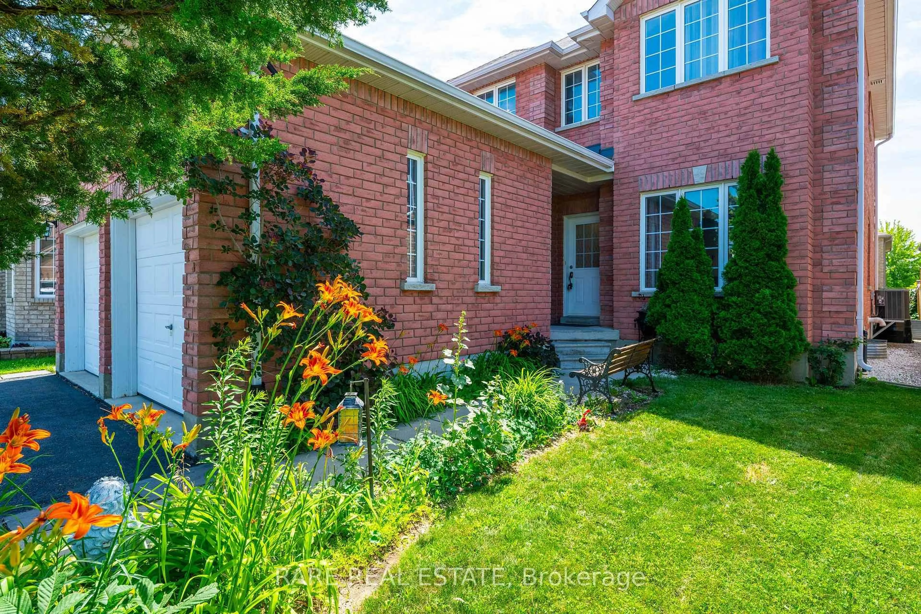 Home with brick exterior material, street for 2104 OSBOND Rd, Innisfil Ontario L9S 0B6