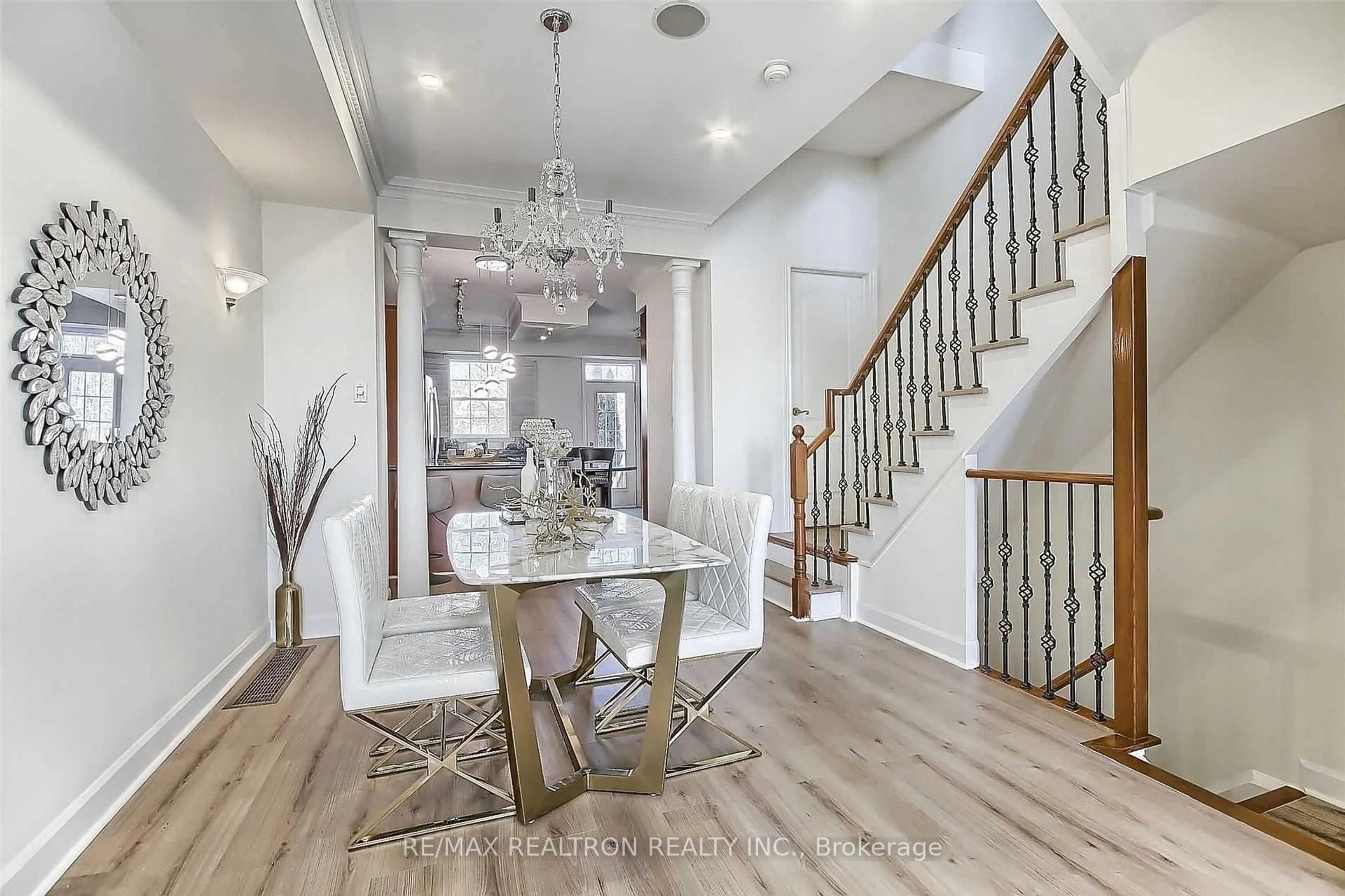 Dining room, unknown for 6 Leonard St #3, Richmond Hill Ontario L4C 0L6