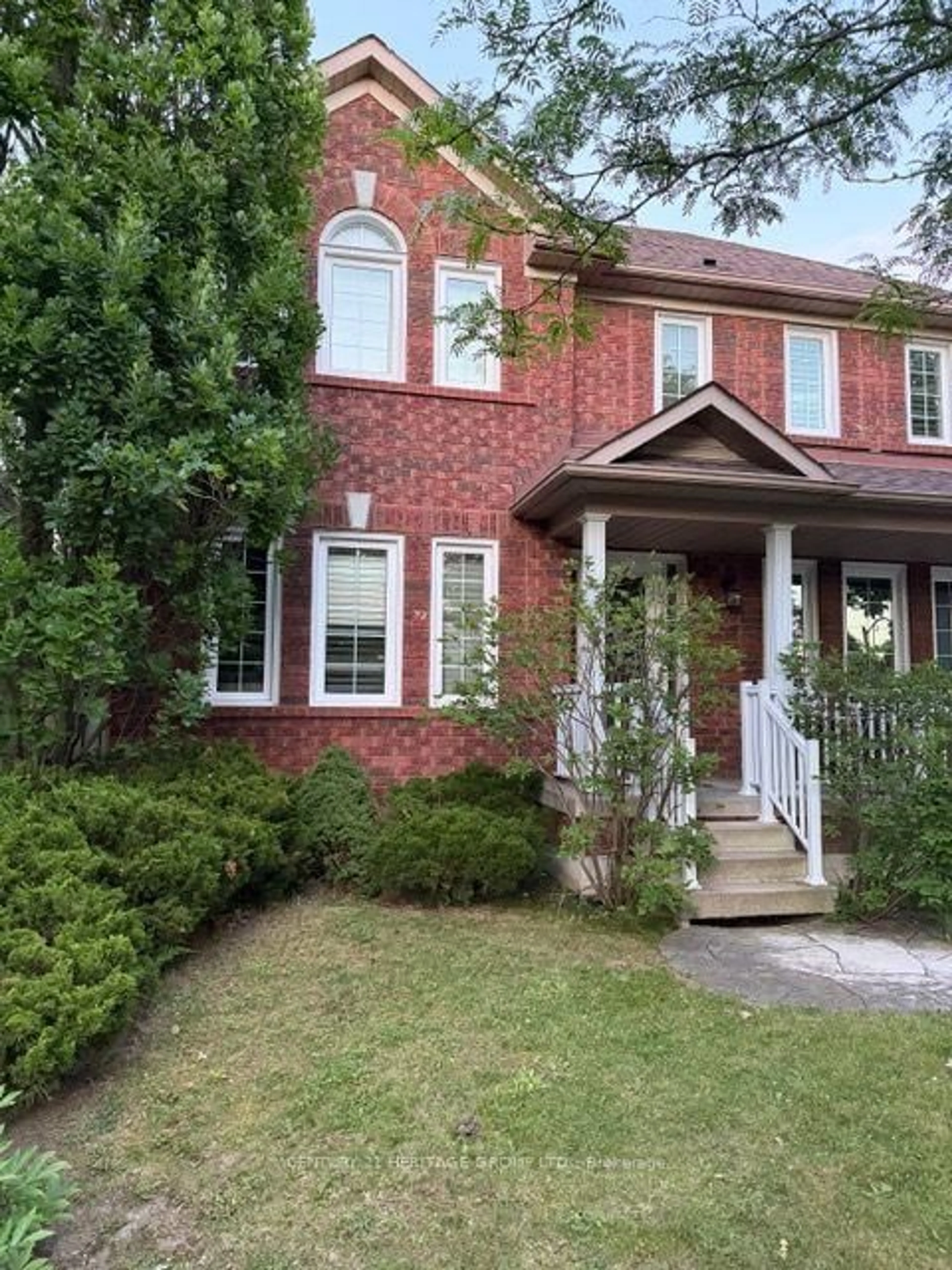 Home with brick exterior material, street for 3 Primrose Path Cres, Markham Ontario L3S 4B1