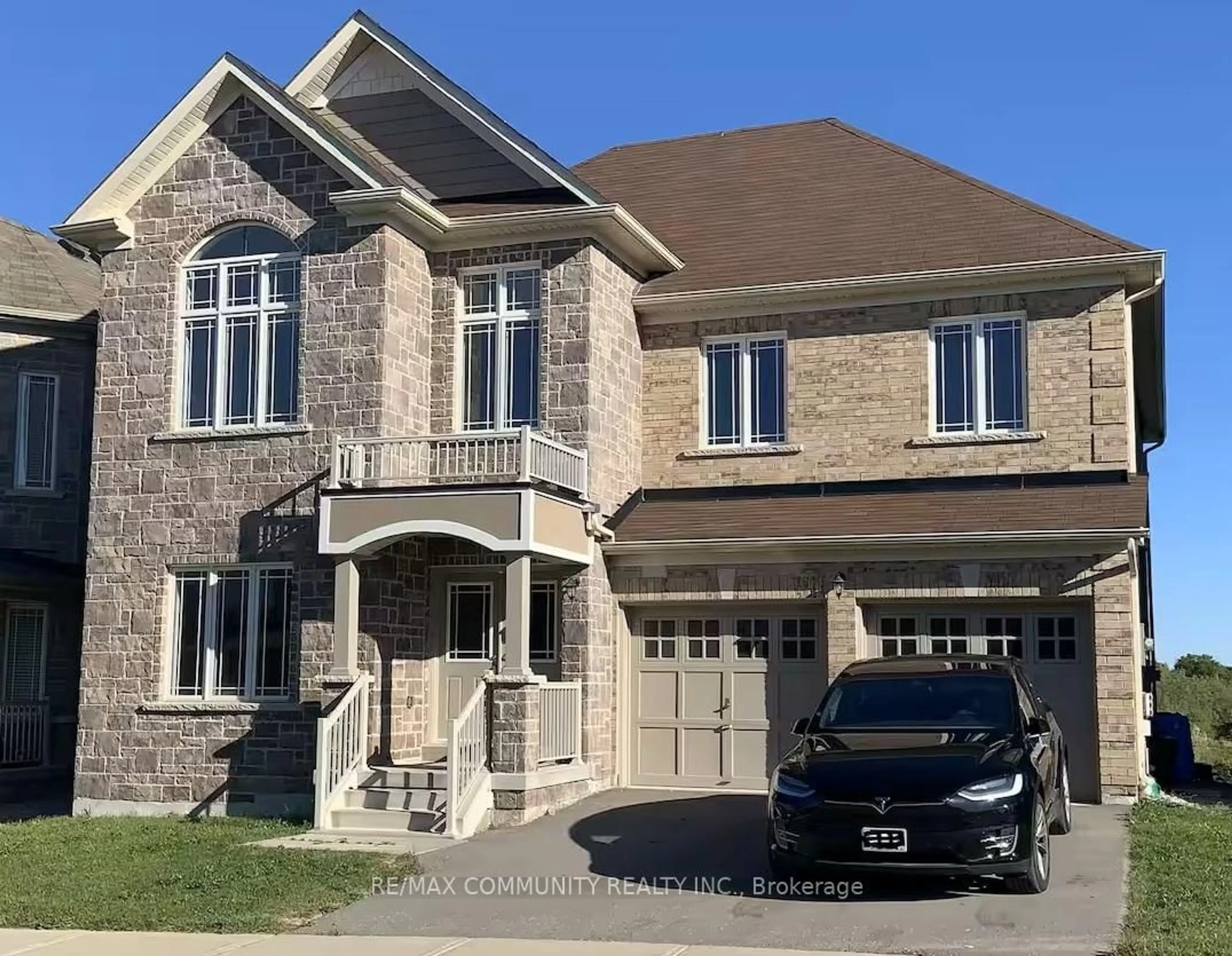 Home with brick exterior material, street for 1345 Bardeau St, Innisfil Ontario L0L 1W0