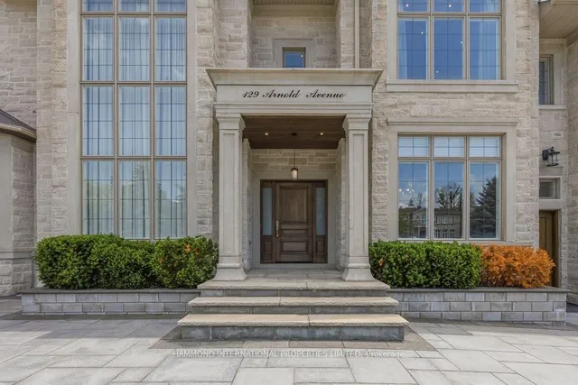 129 Arnold Ave, Vaughan 2