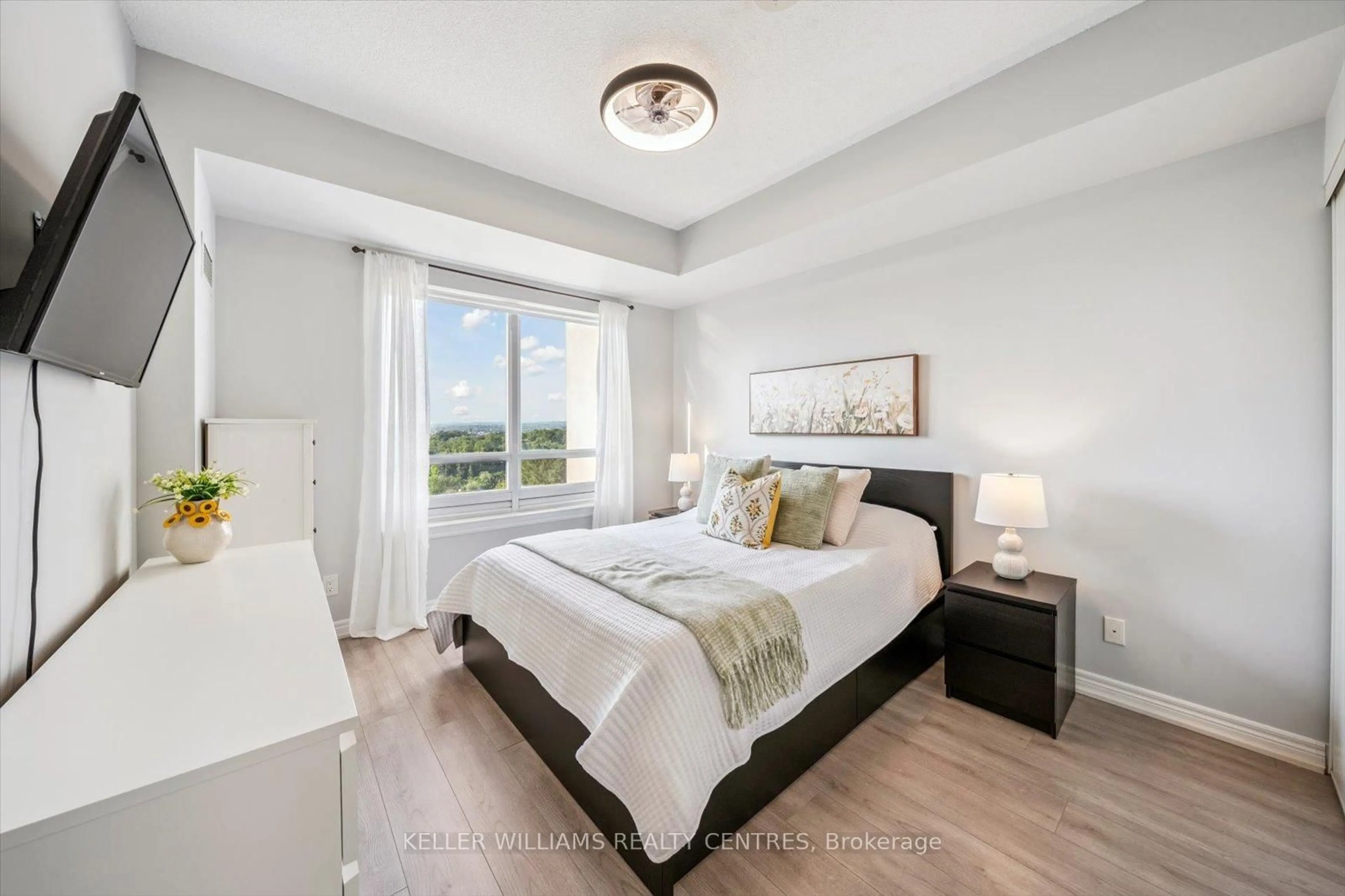 Bedroom with bed, unknown for 9245 Jane St #902, Vaughan Ontario L6A 0J9