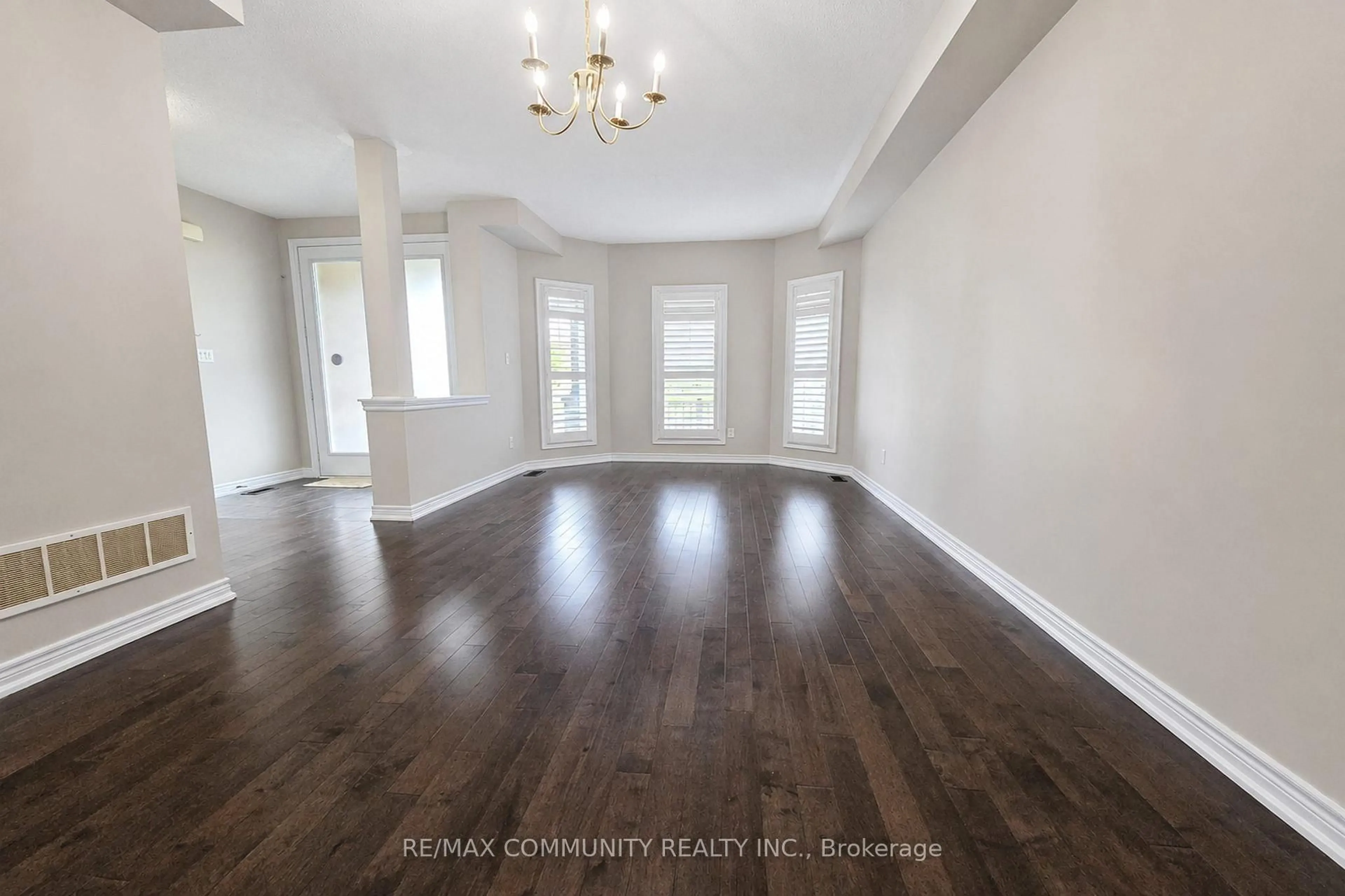 A pic of a room for 1423 Lormel Gate Ave, Innisfil Ontario L0L 1W0