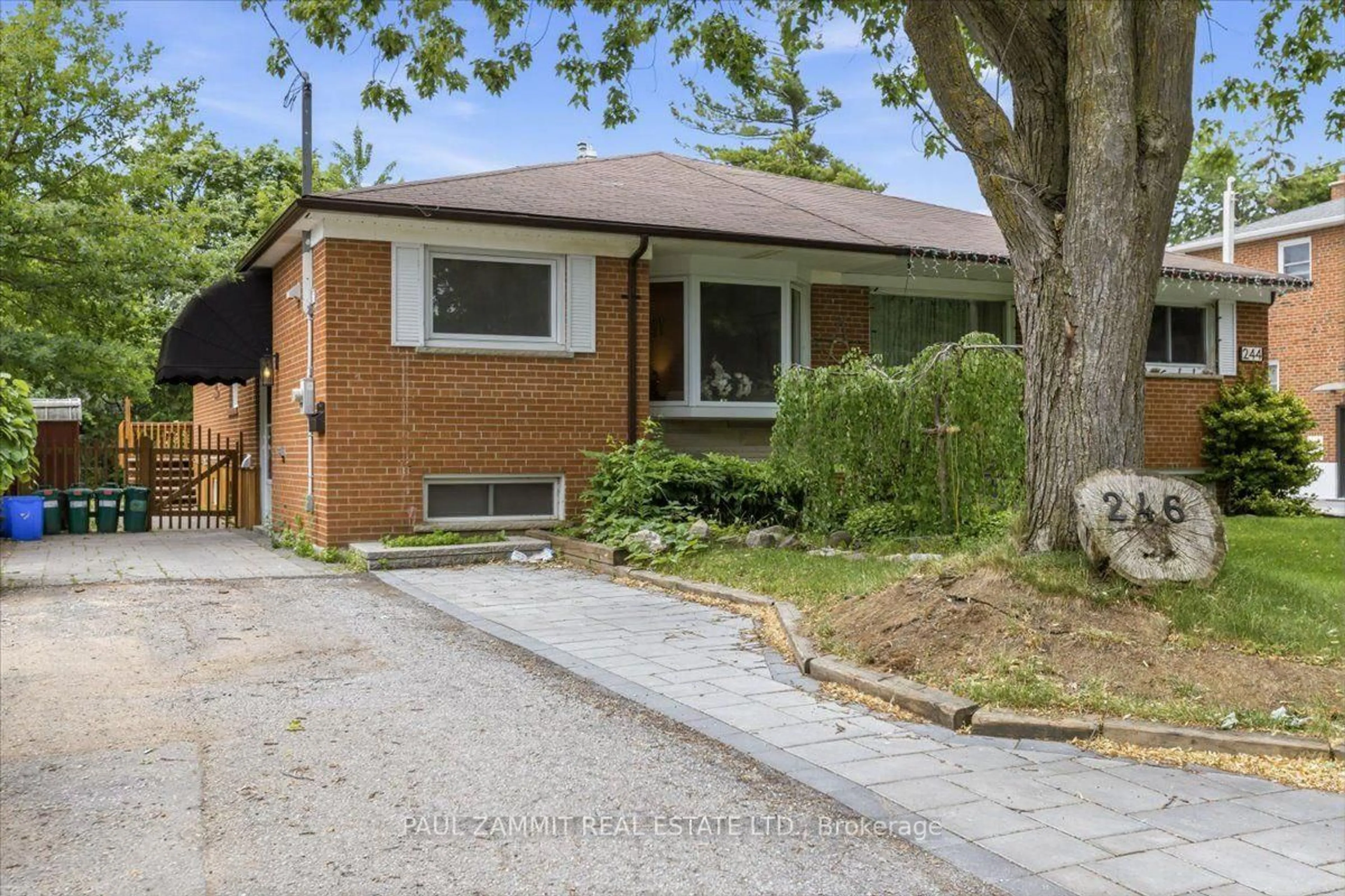 Home with brick exterior material, street for 246 Zelda Cres, Richmond Hill Ontario L4C 2Y5
