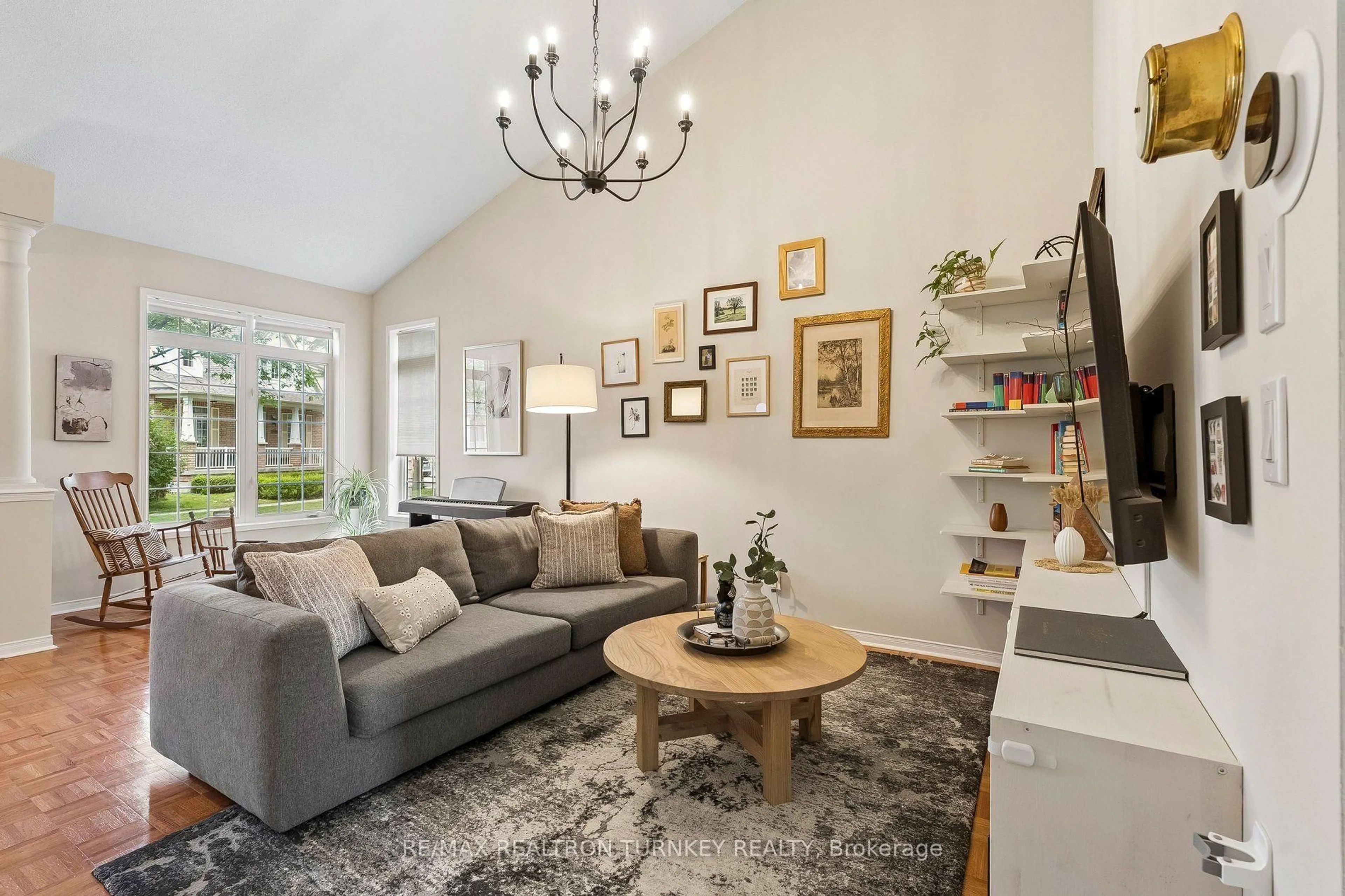 Living room with furniture, unknown for 7 Thomas Bales Dr, Markham Ontario L6C 2W7
