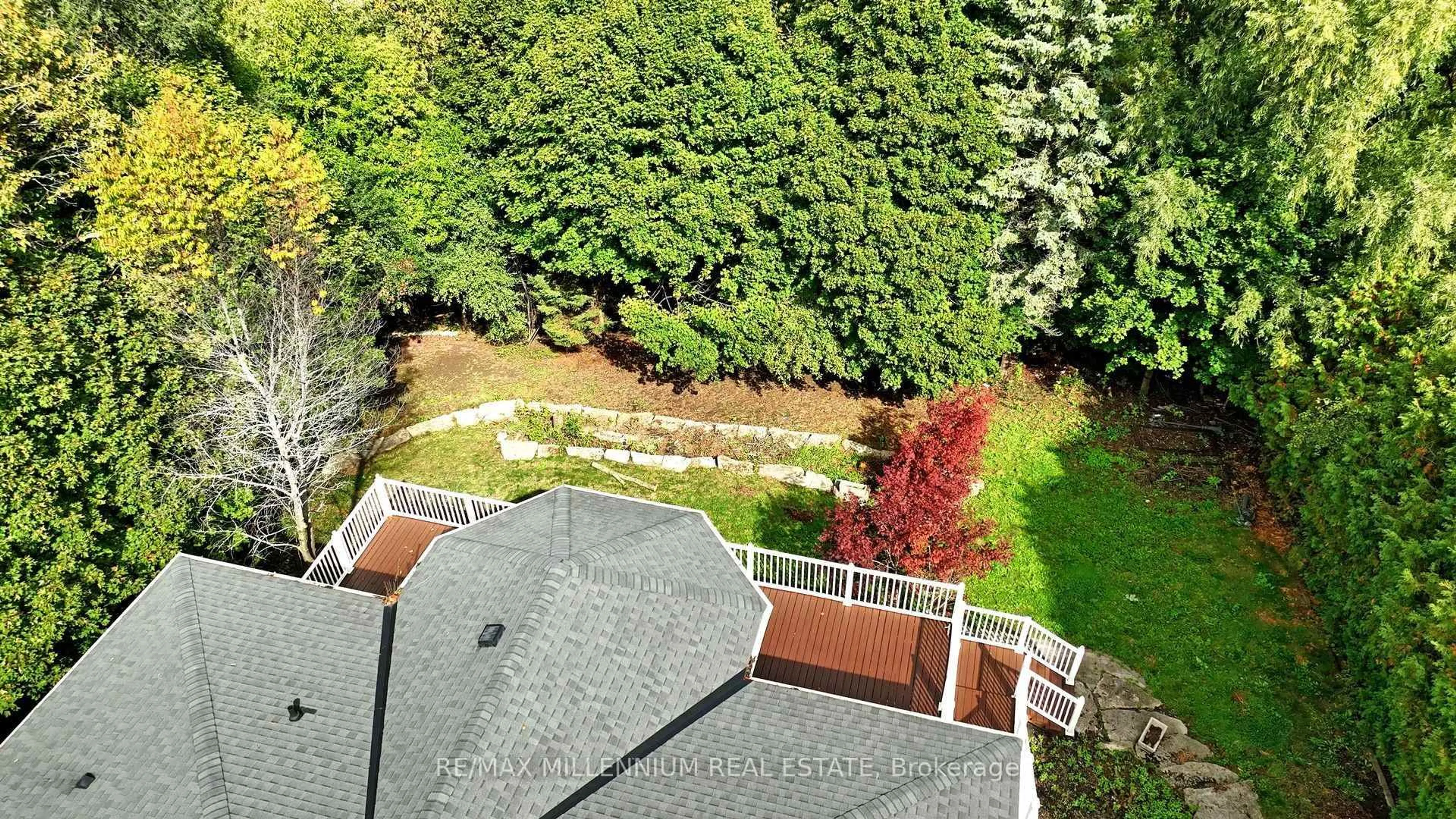 A pic from outside/outdoor area/front of a property/back of a property/a pic from drone, water/lake/river/ocean view for 678 Nashville Rd, Vaughan Ontario L0J 1C0