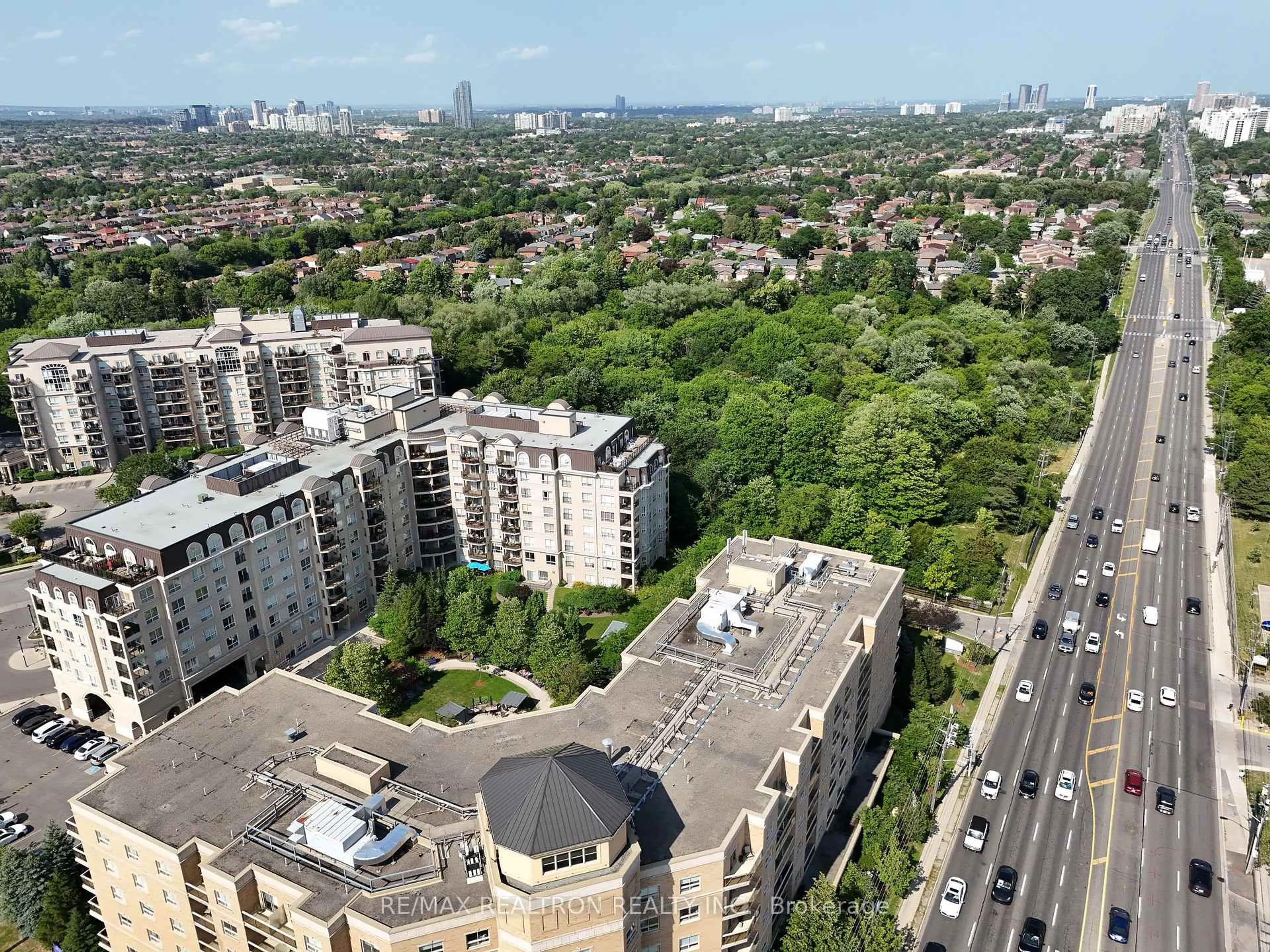 A pic from outside/outdoor area/front of a property/back of a property/a pic from drone, city buildings view from balcony for 1 Maison Parc Crt #402, Vaughan Ontario L4J 9K1