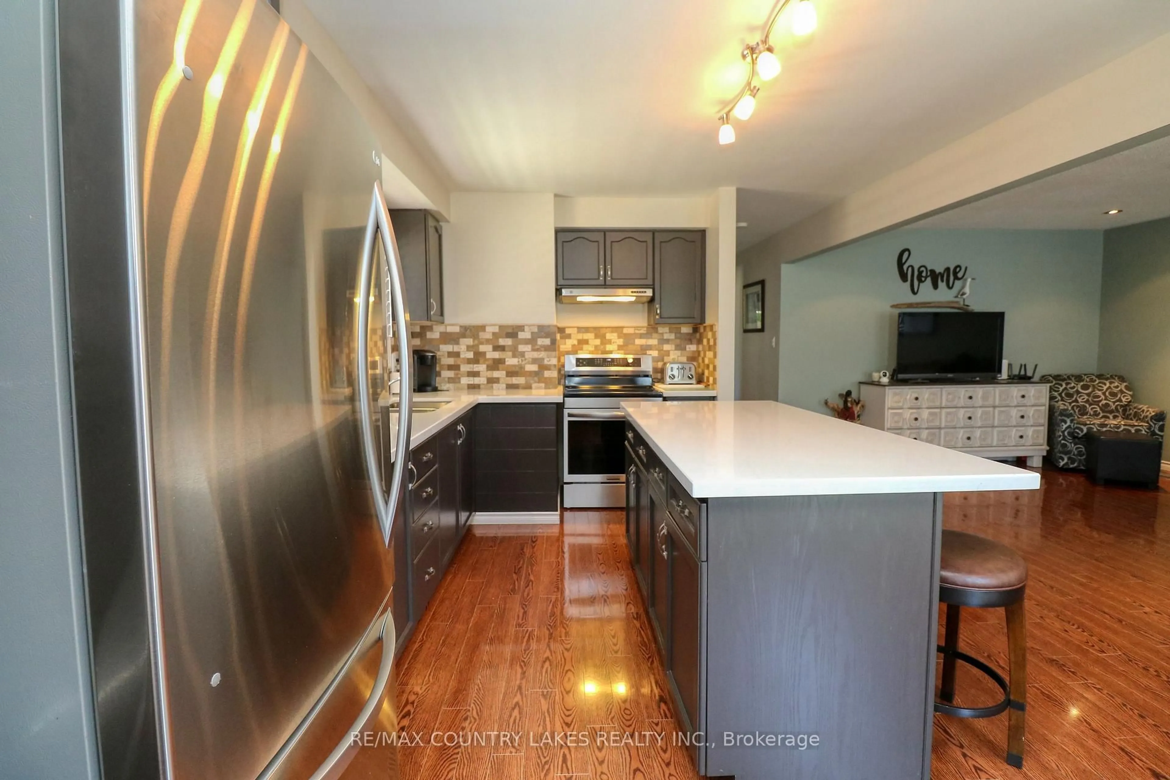 Open concept kitchen, unknown for 110 Seventh St, Brock Ontario L0K 1A0