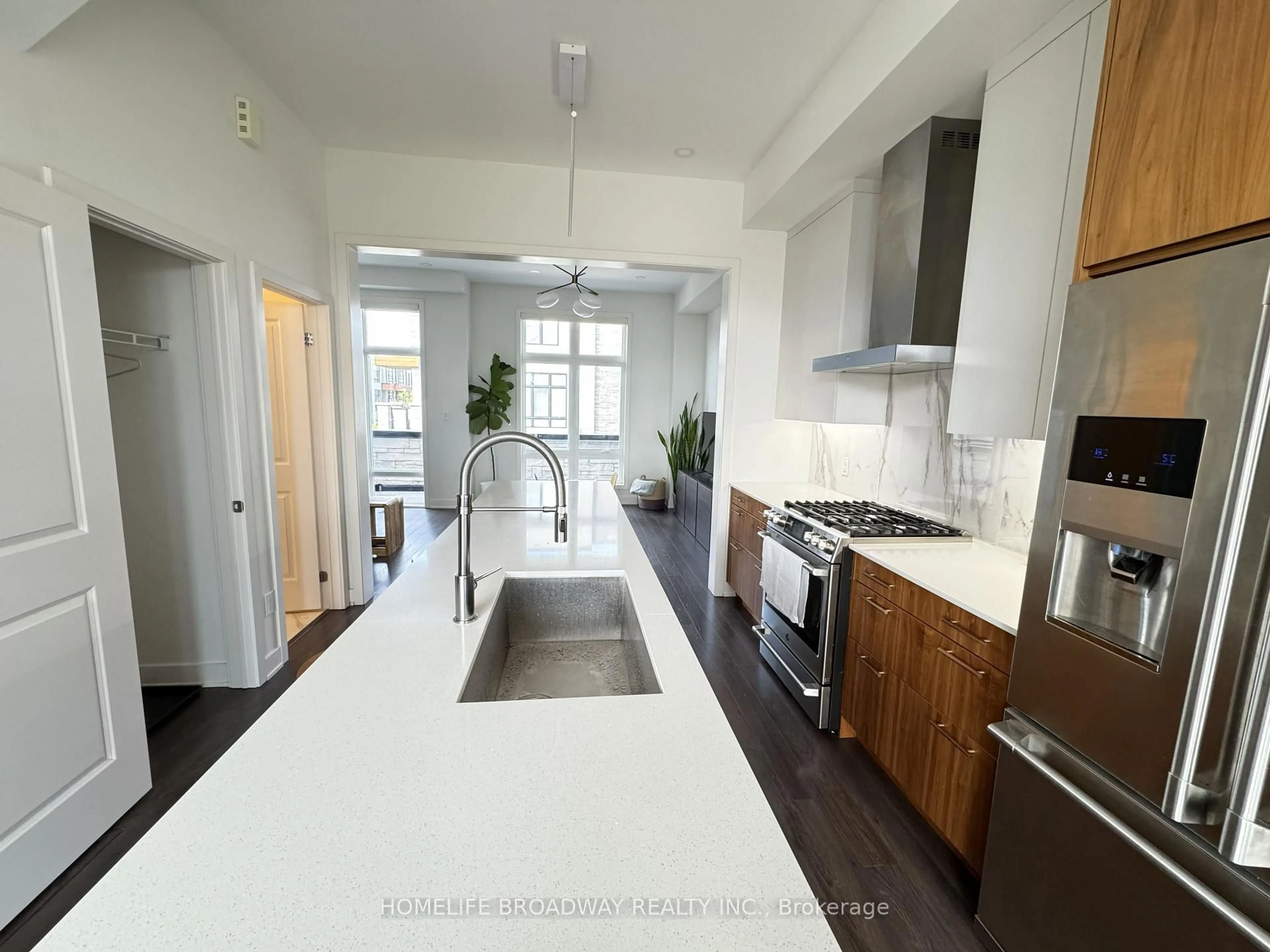 Open concept kitchen, unknown for 99 Carpaccio Ave, Vaughan Ontario L4H 4R5