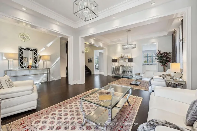 336 Farrell Rd, Vaughan 5