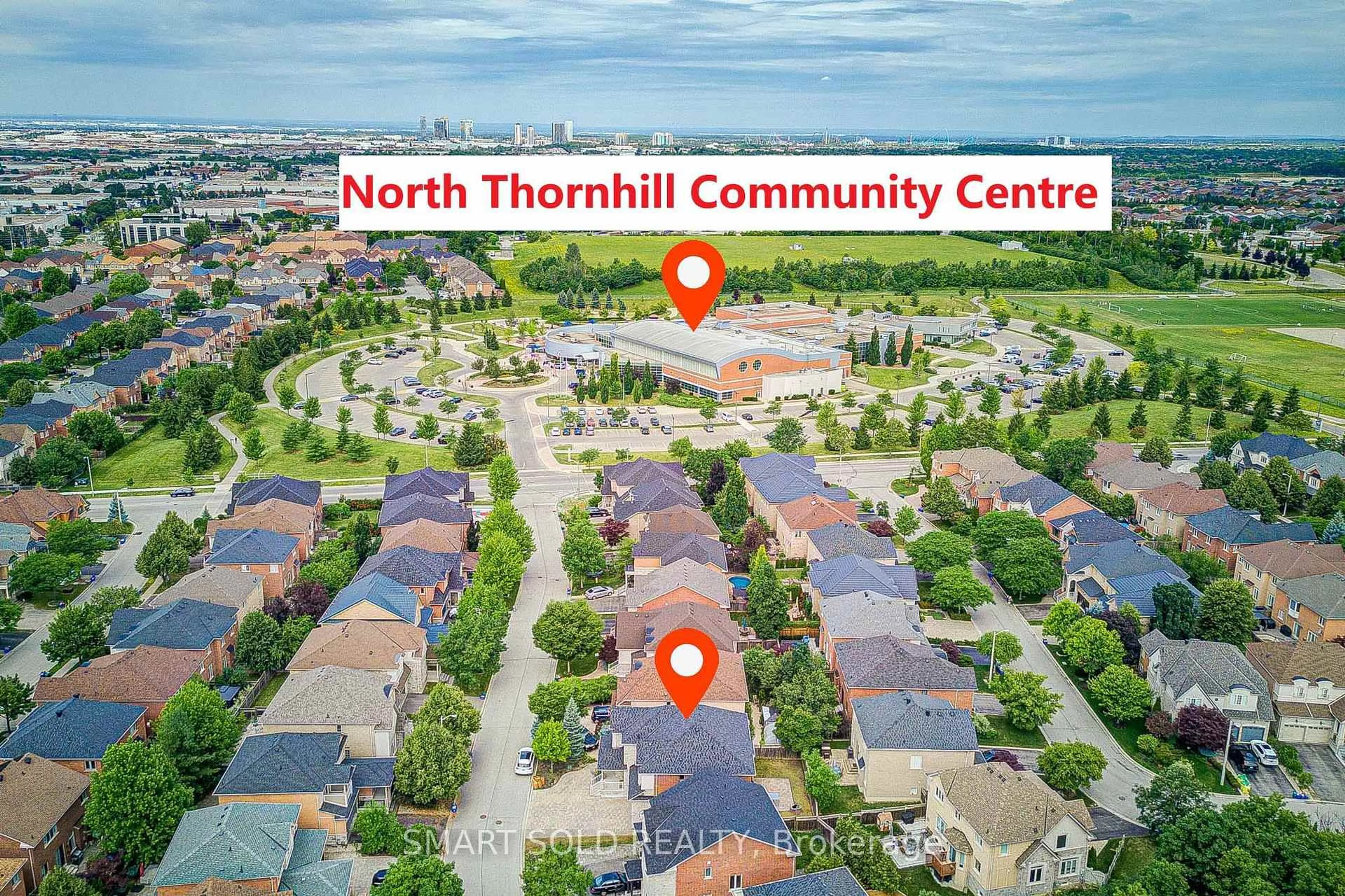A pic from outside/outdoor area/front of a property/back of a property/a pic from drone, street for 34 Jacobi Crt, Vaughan Ontario L4J 9H8