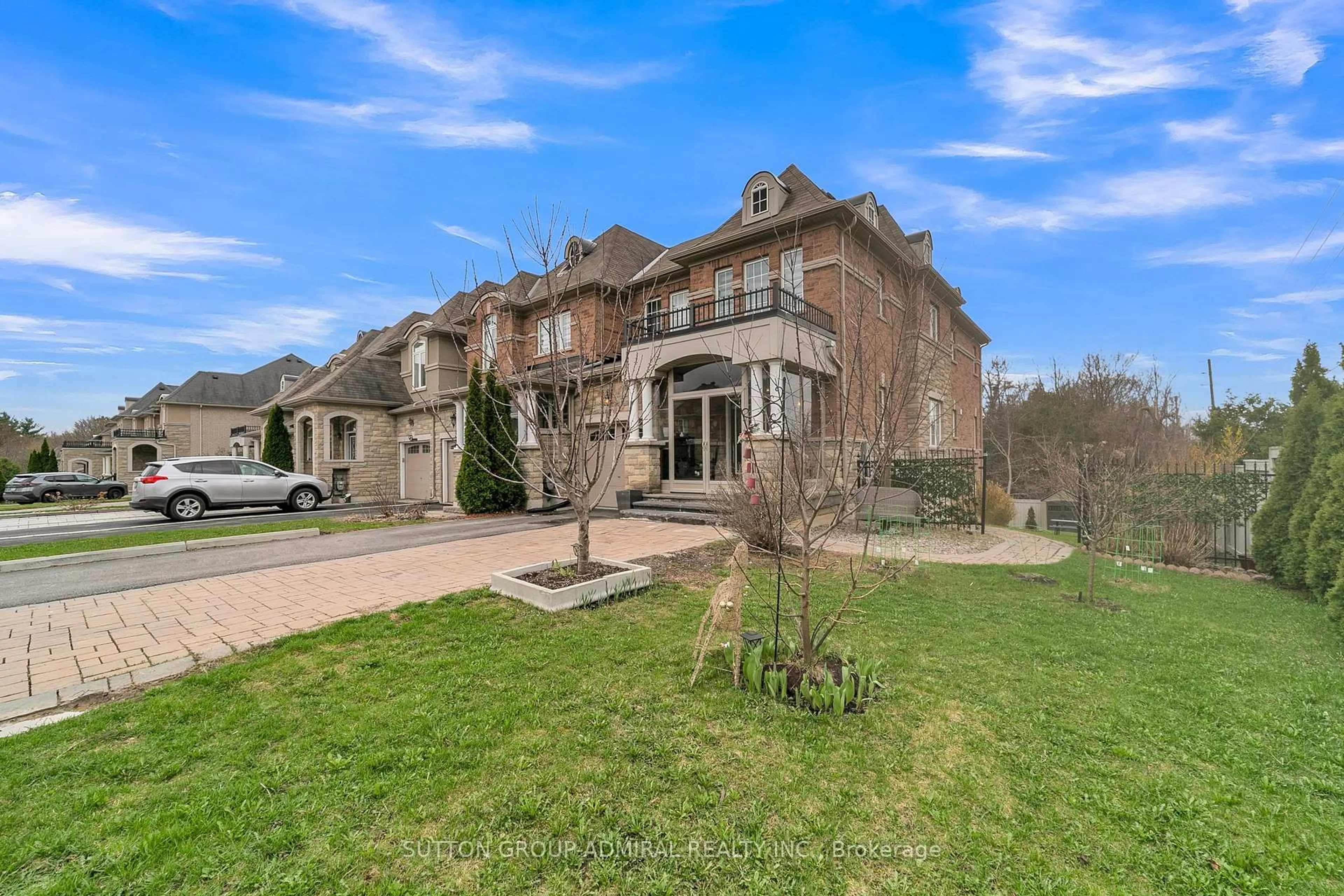 Home with brick exterior material, street for 7 Gamble Glen Cres, Richmond Hill Ontario L4S 2T3
