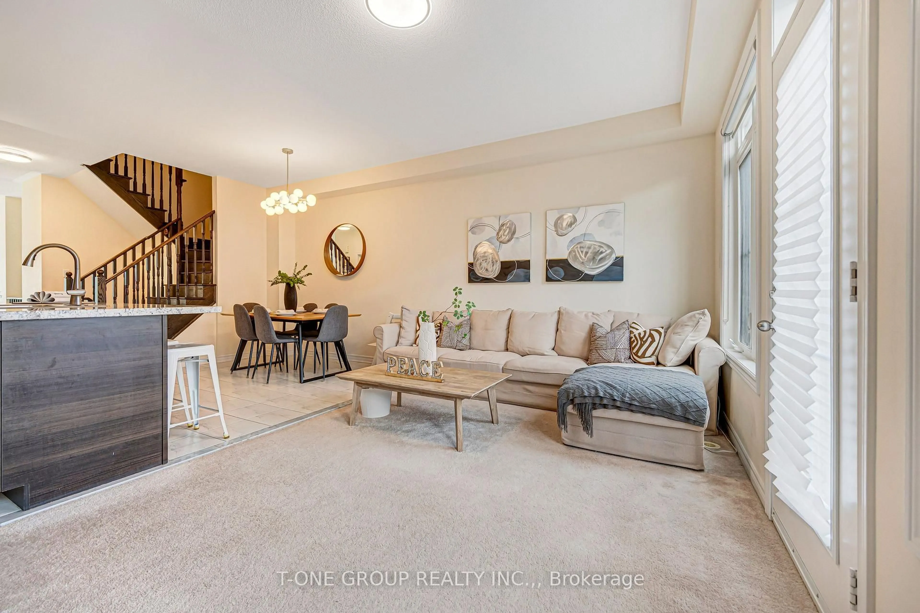 Living room with furniture, unknown for 27 Sharbot Lane, Markham Ontario L6E 0S7