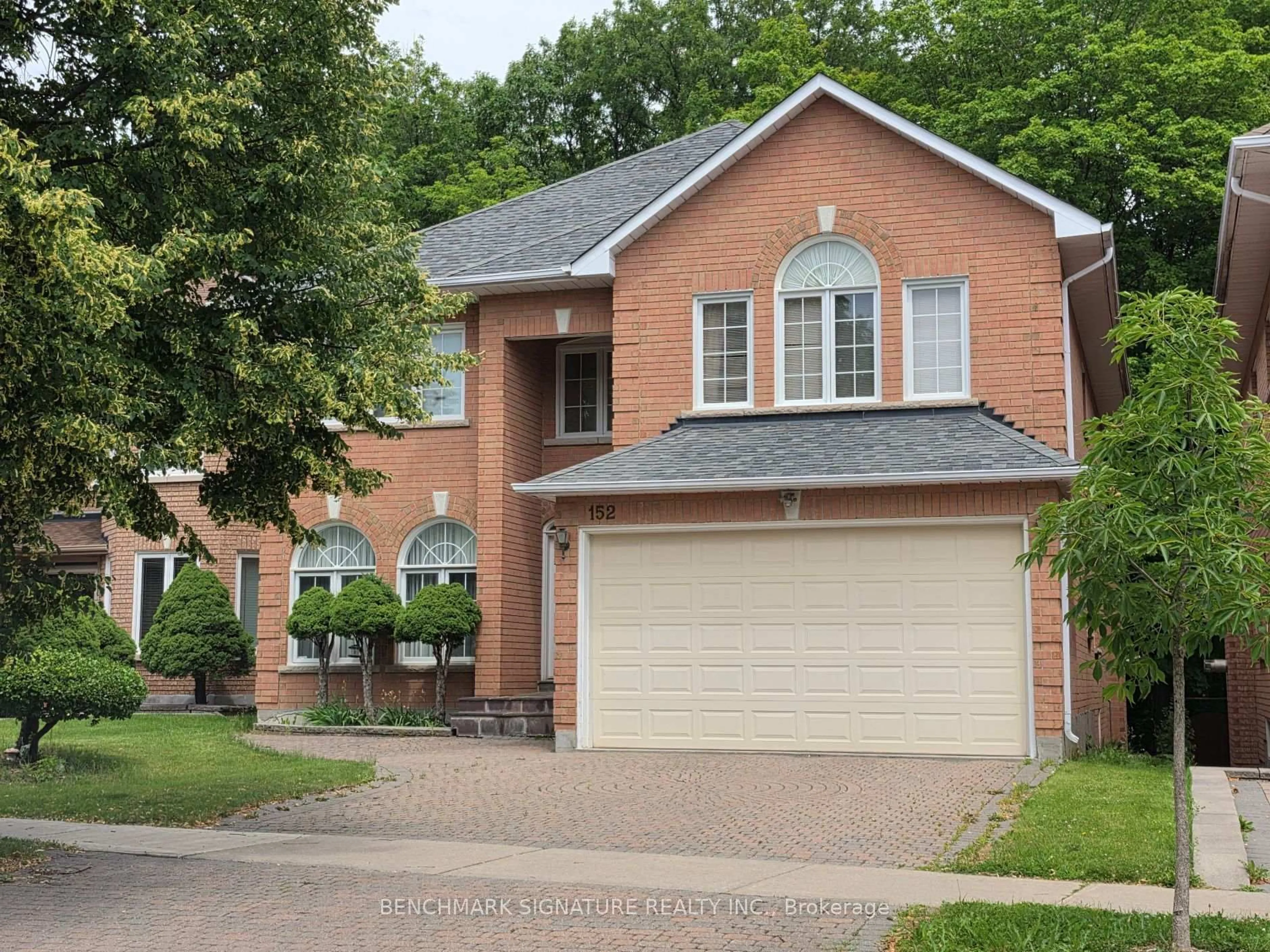 Home with brick exterior material, street for 152 Blackmore Ave, Richmond Hill Ontario L4B 3Y8