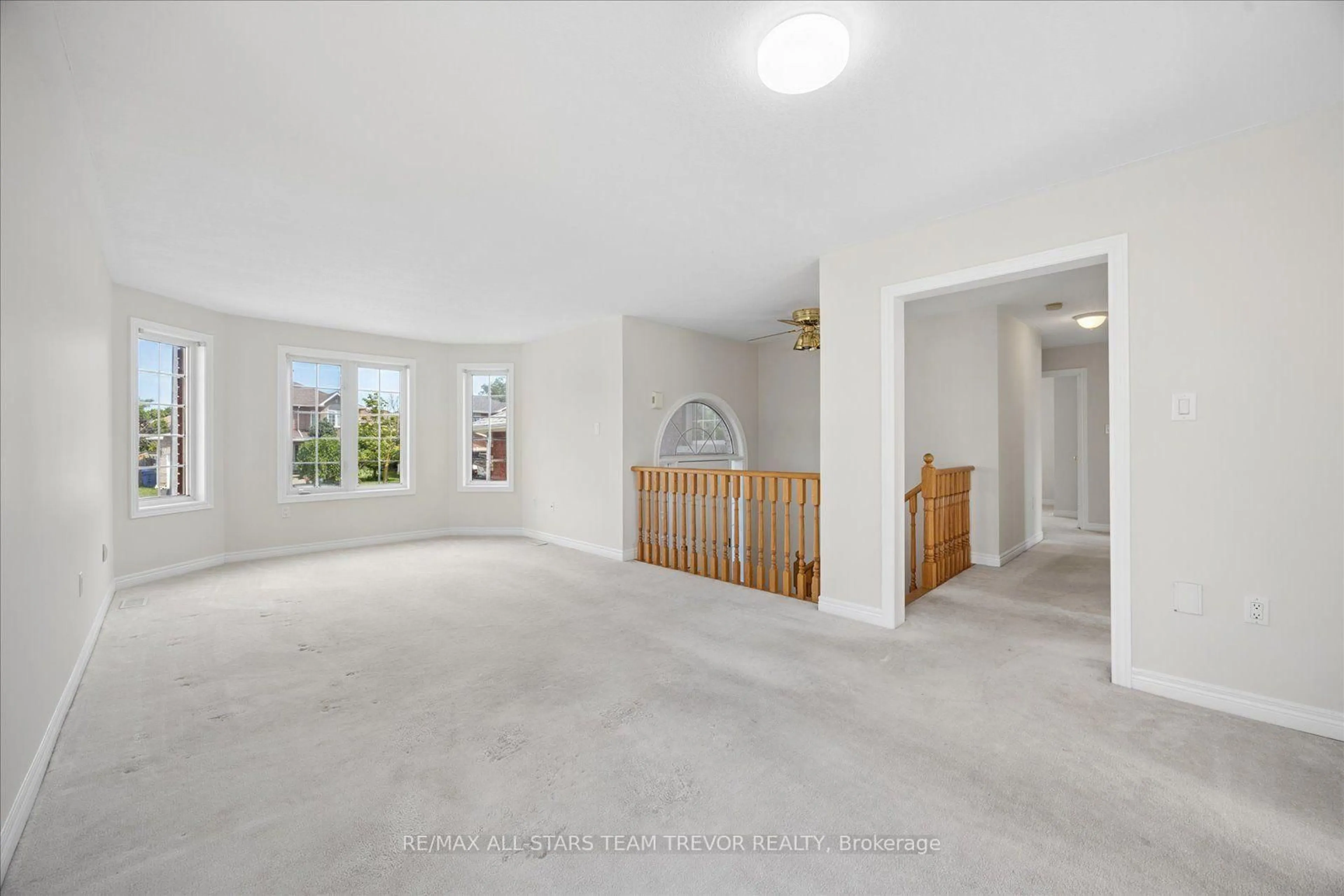 Unknown for 23 Dovedale Dr, Georgina Ontario L4P 4C3