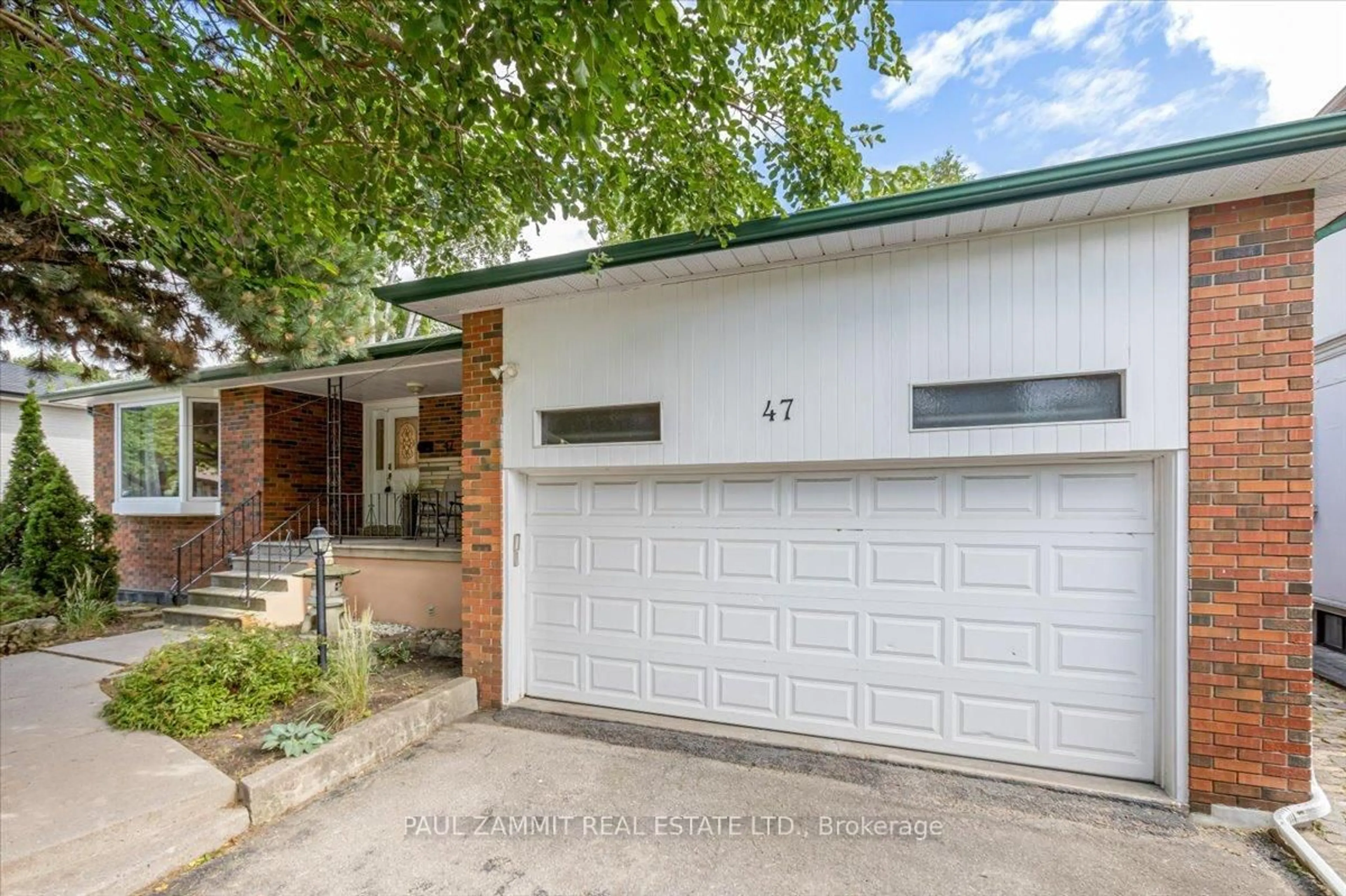 Home with brick exterior material, street for 47 Ladyslipper Crt, Markham Ontario L3T 2S6