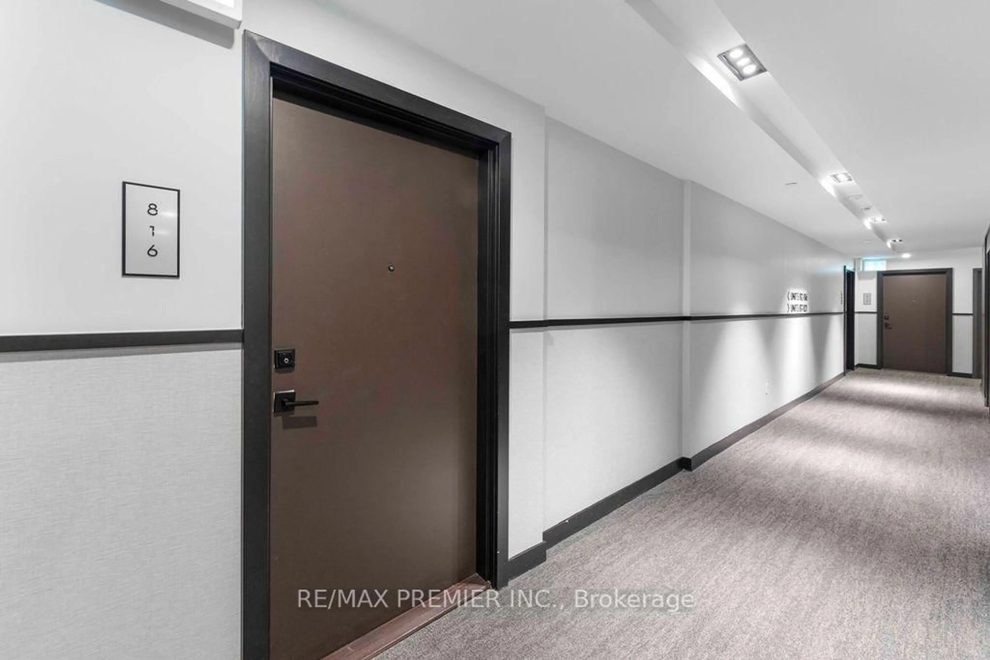 Unknown for 10 Abeja St #816, Vaughan Ontario L4K 0R4