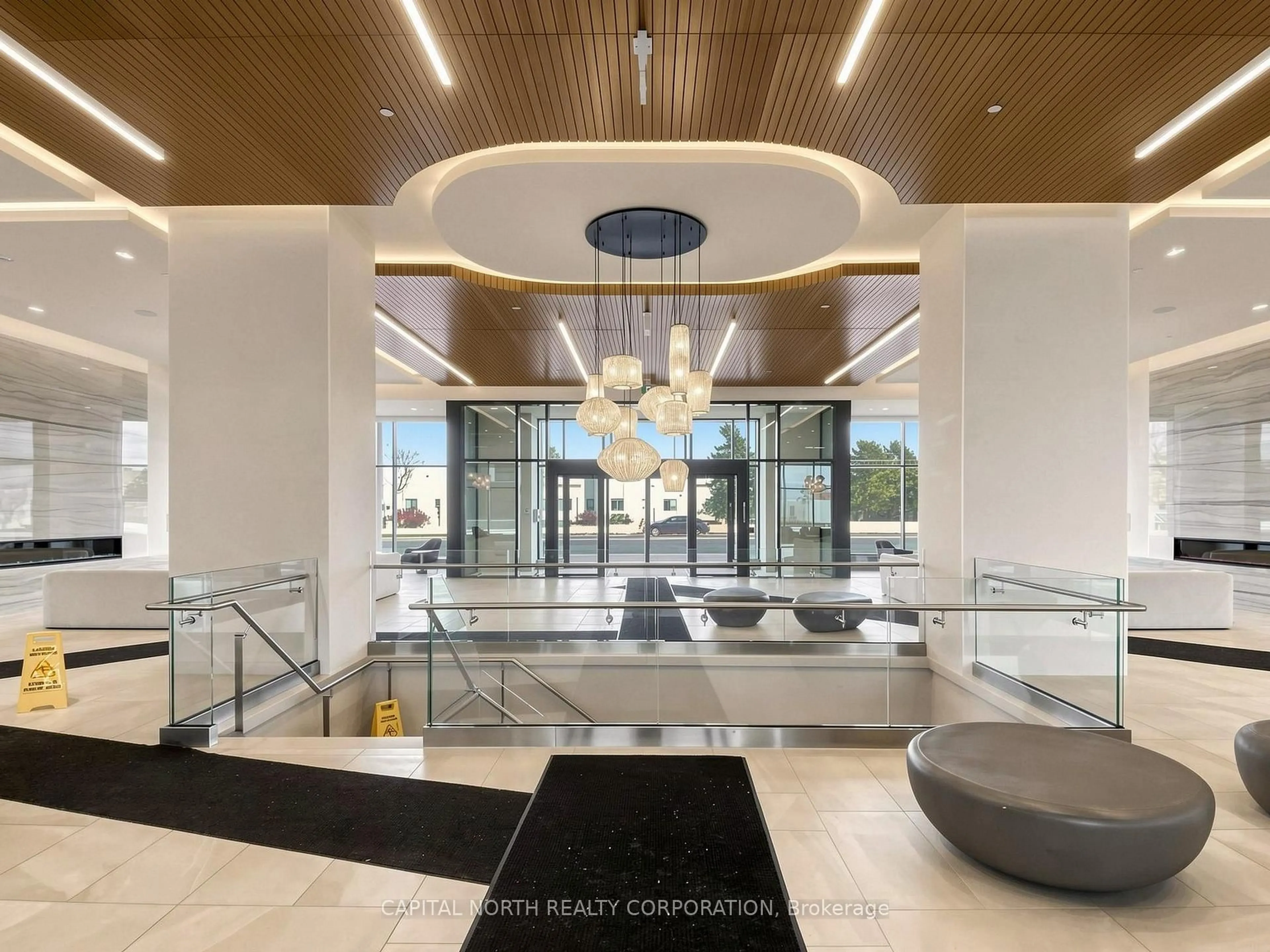 Lobby for 8960 Jane St #329, Vaughan Ontario L4K 2M9